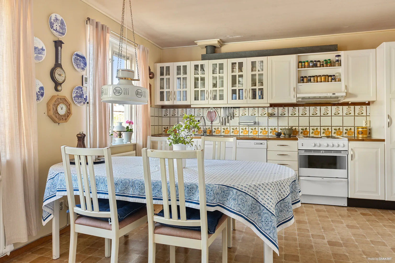 Villa, Radhus, Röda radhusen 9, Djurö, Värmdö