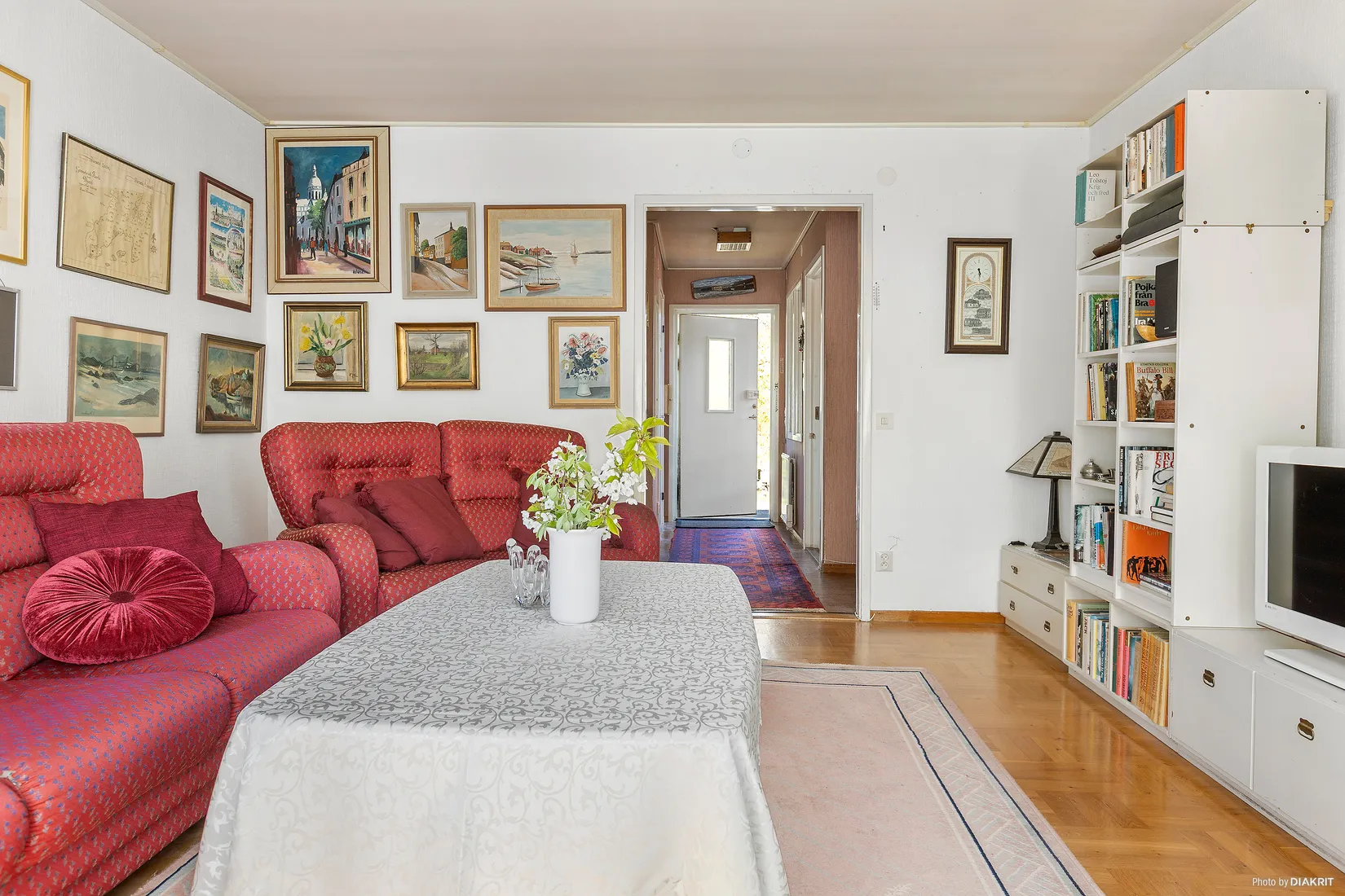 Villa, Radhus, Röda radhusen 9, Djurö, Värmdö
