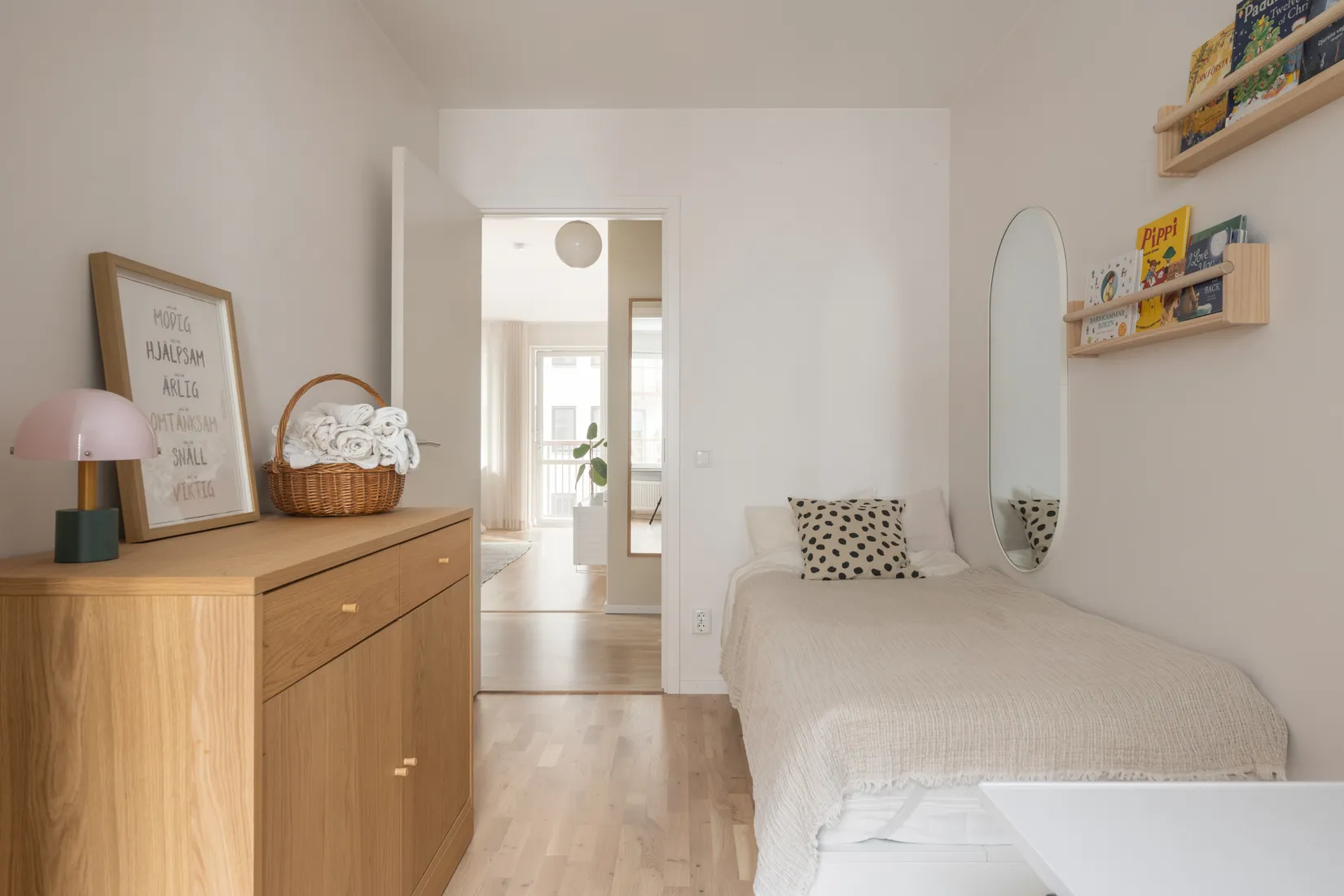 Bostadsrätt, Oskarslundsbacken 18, 2 tr!, Liljeholmskajen, Stockholm