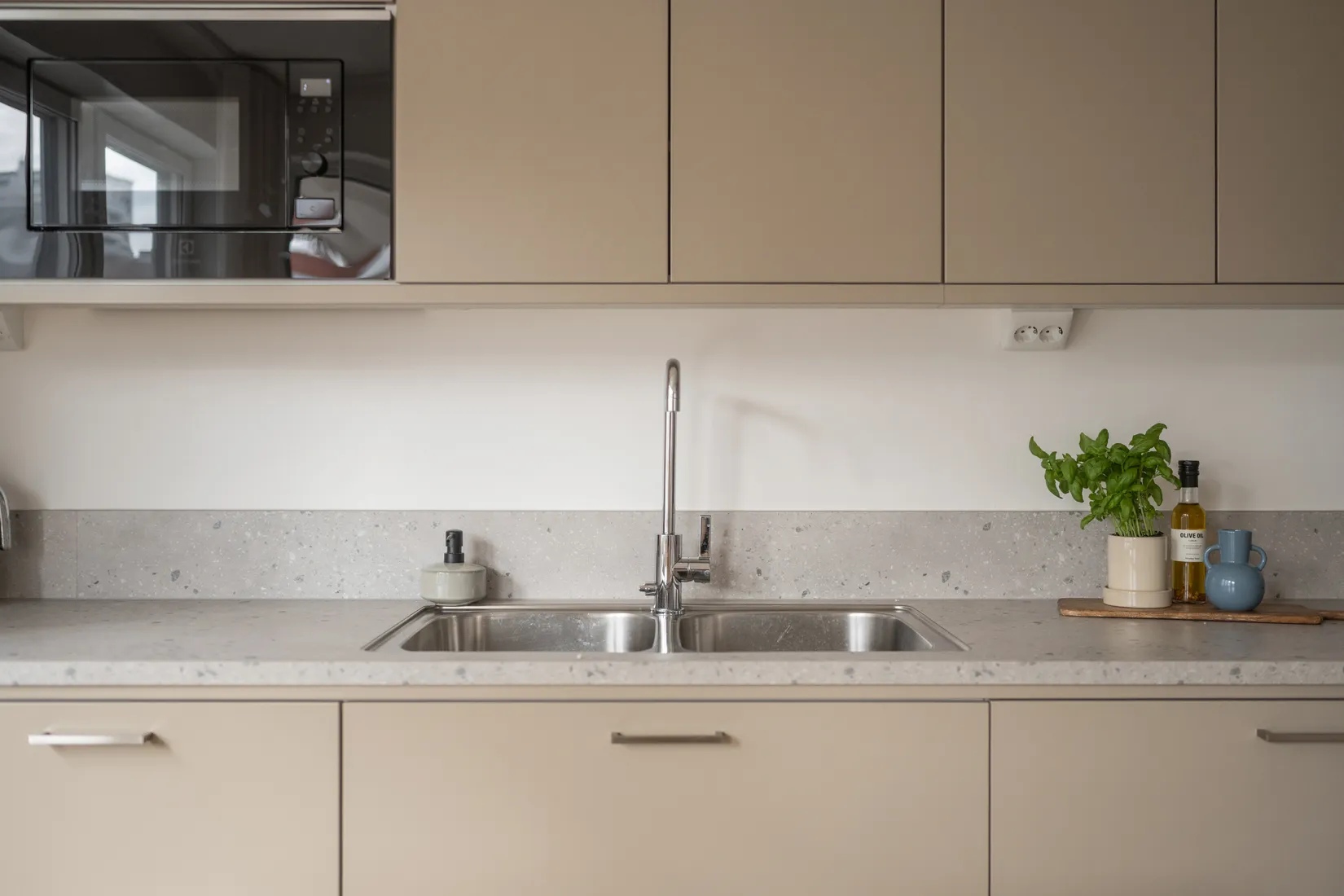 Bostadsrätt, Oskarslundsbacken 18, 2 tr!, Liljeholmskajen, Stockholm