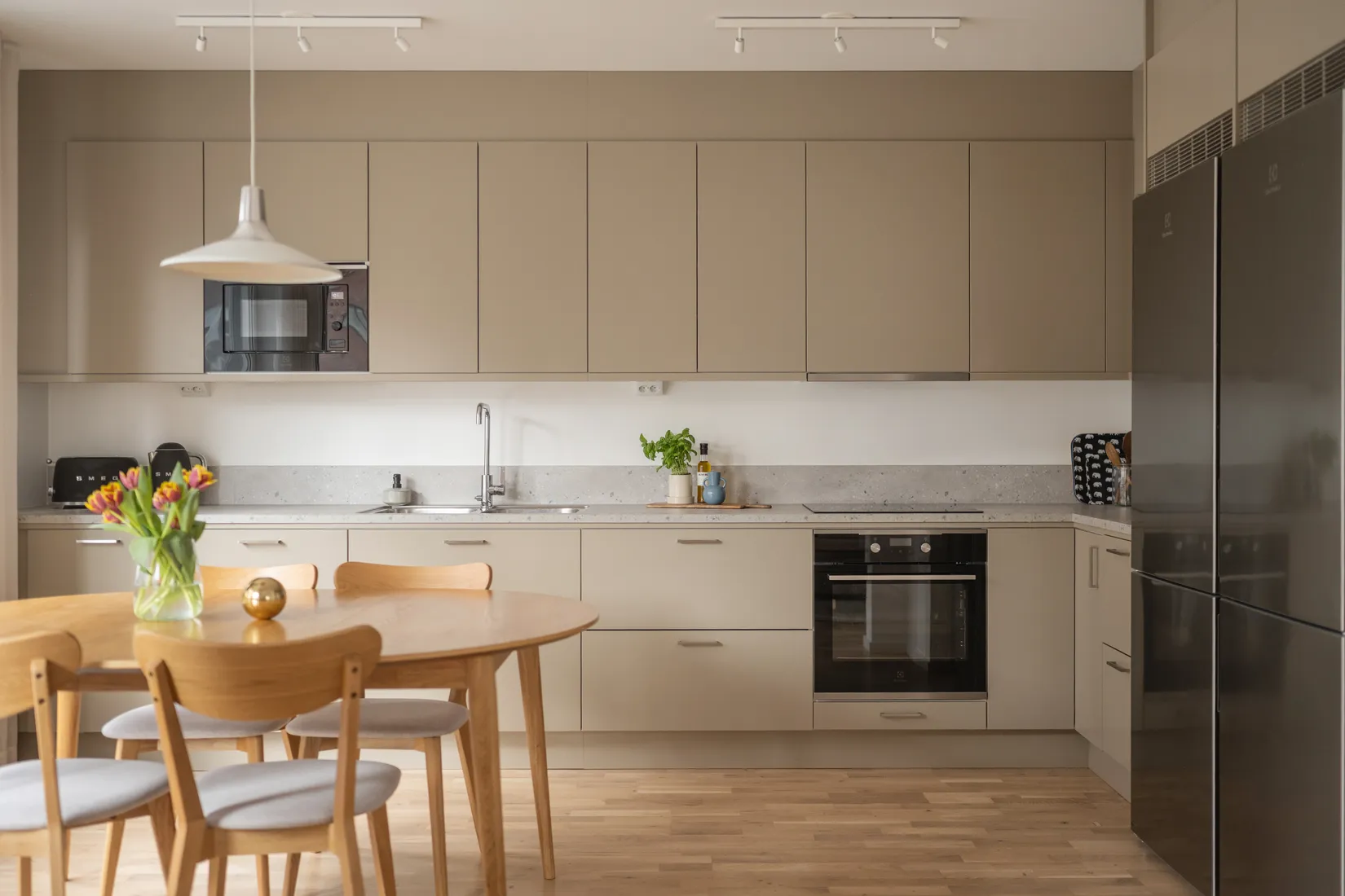 Bostadsrätt, Oskarslundsbacken 18, 2 tr!, Liljeholmskajen, Stockholm