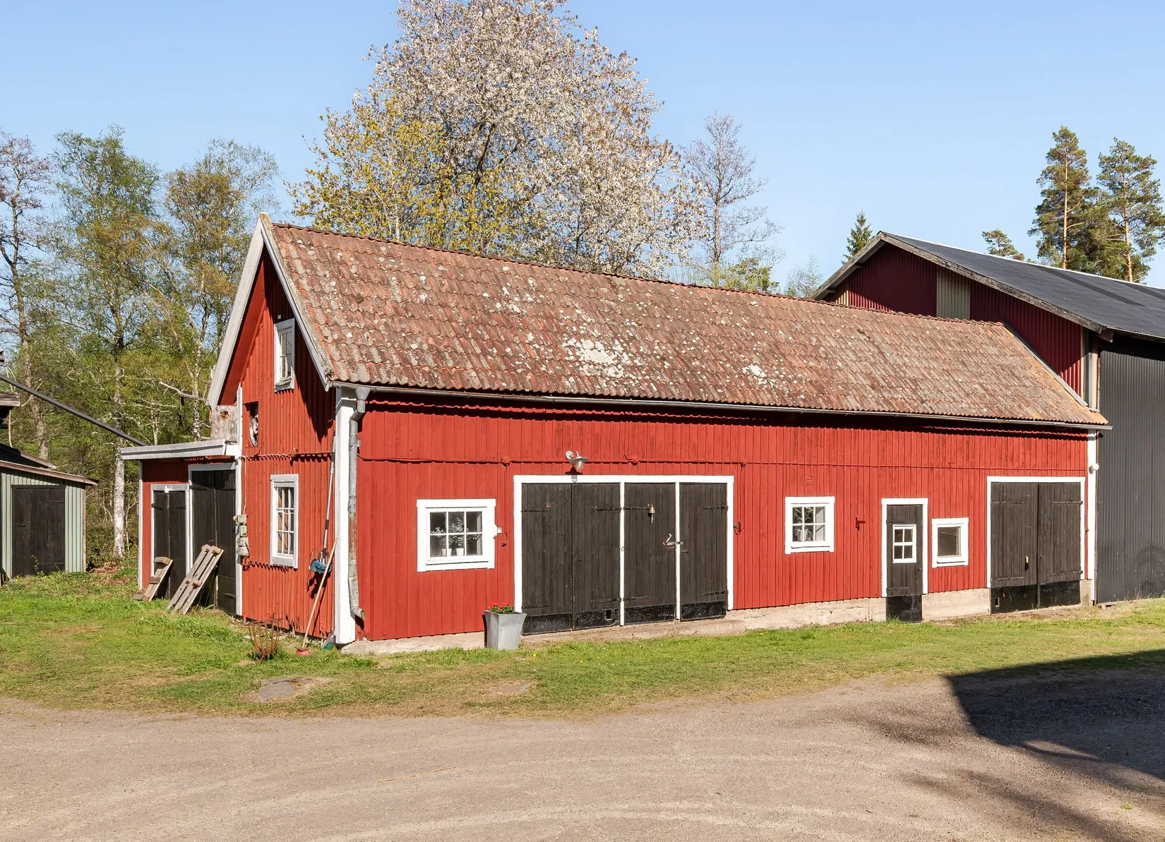 Gård/Skog, Gullstigen Rosenlund 1, Boxholm