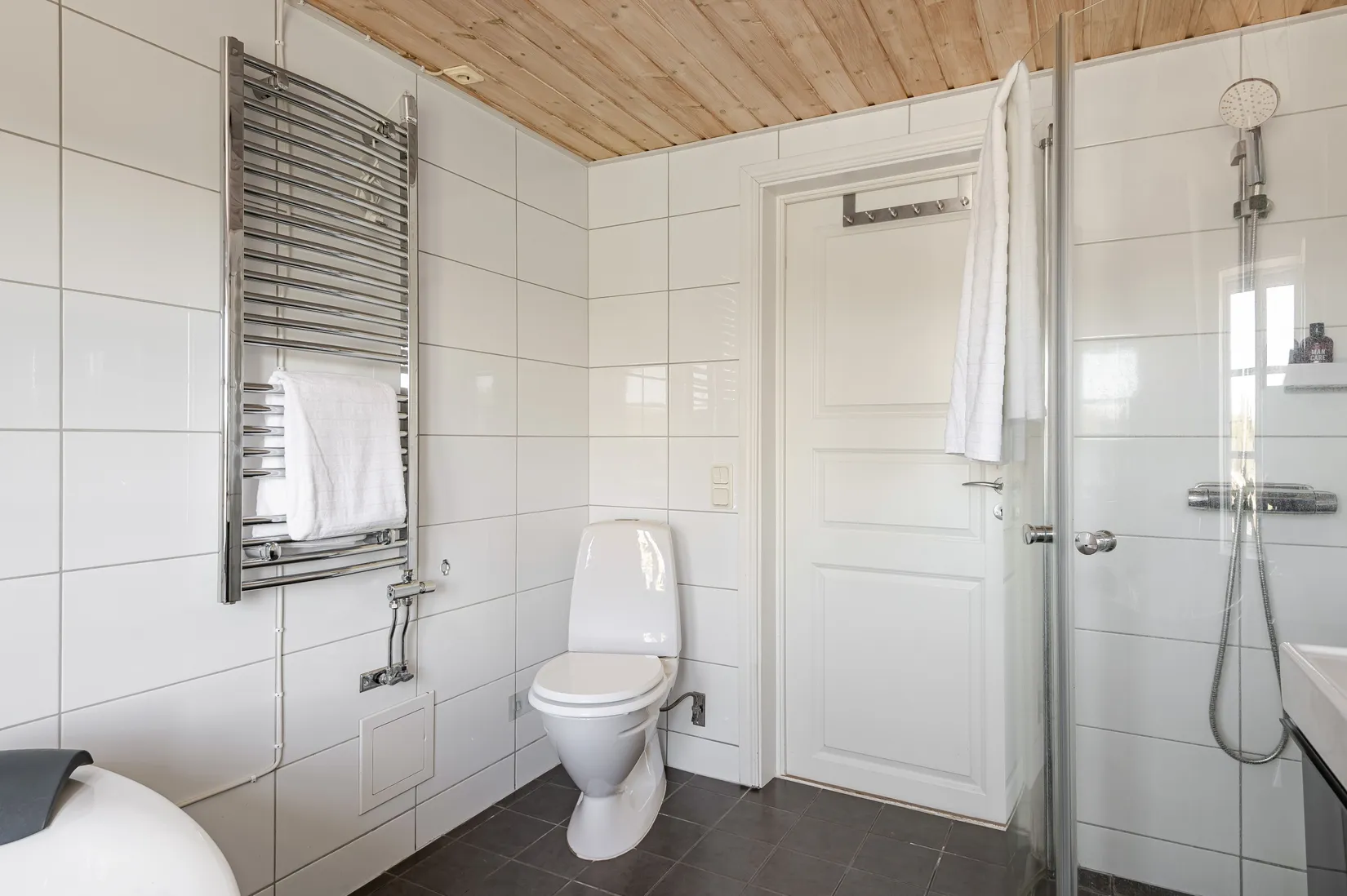 Gård/Skog, Gullstigen Rosenlund 1, Boxholm