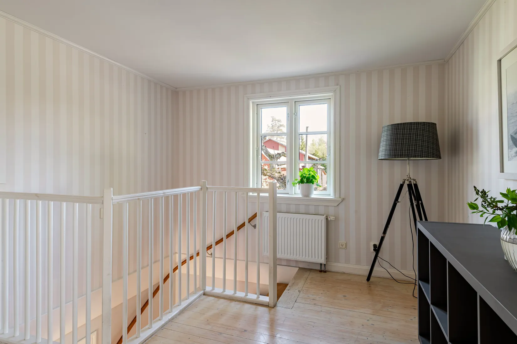 Gård/Skog, Gullstigen Rosenlund 1, Boxholm