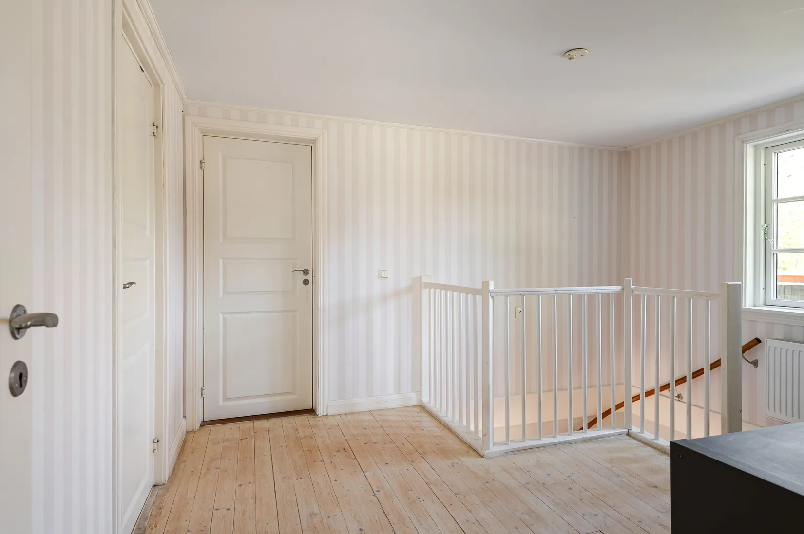 Gård/Skog, Gullstigen Rosenlund 1, Boxholm