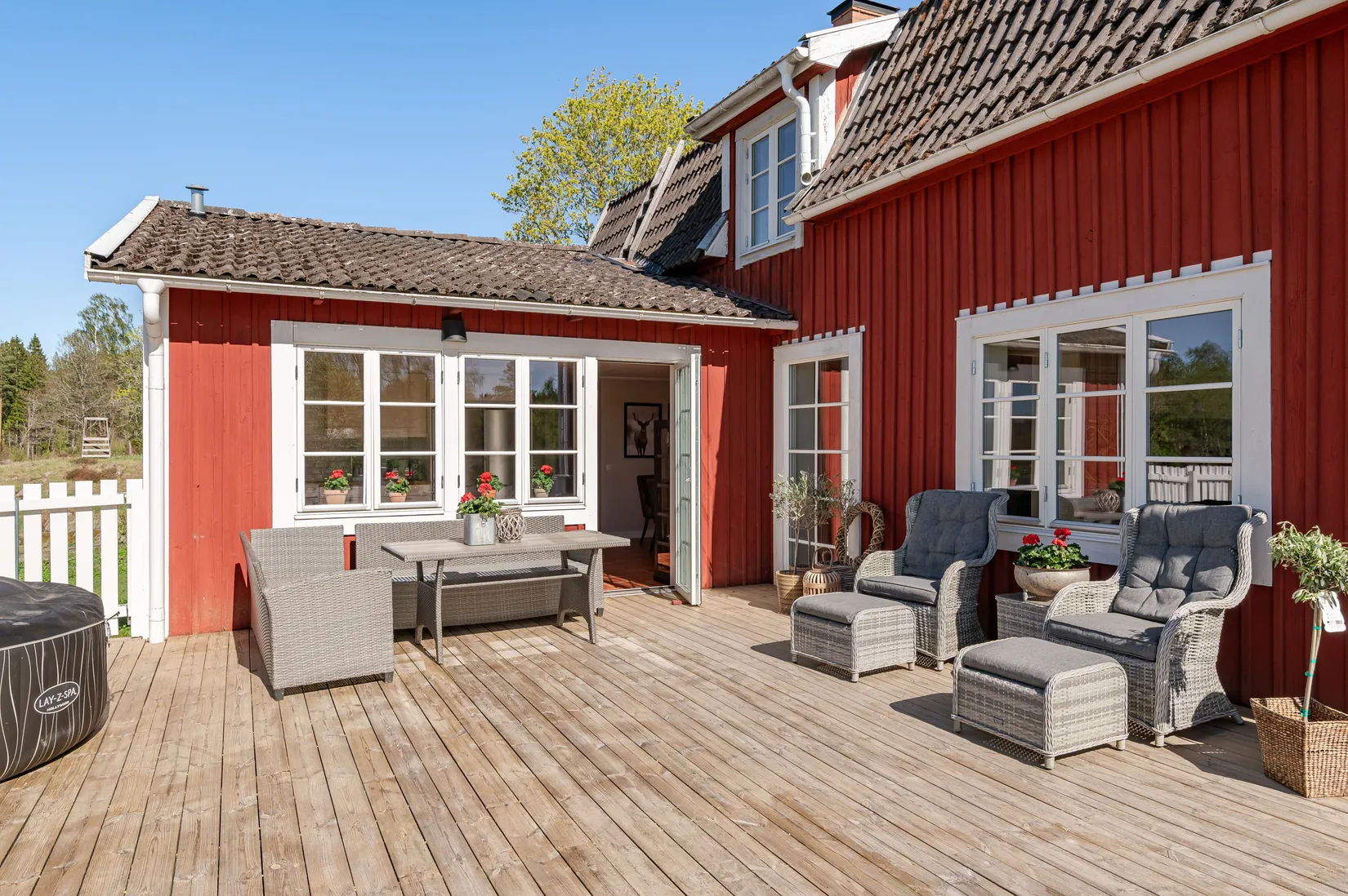 Gård/Skog, Gullstigen Rosenlund 1, Boxholm