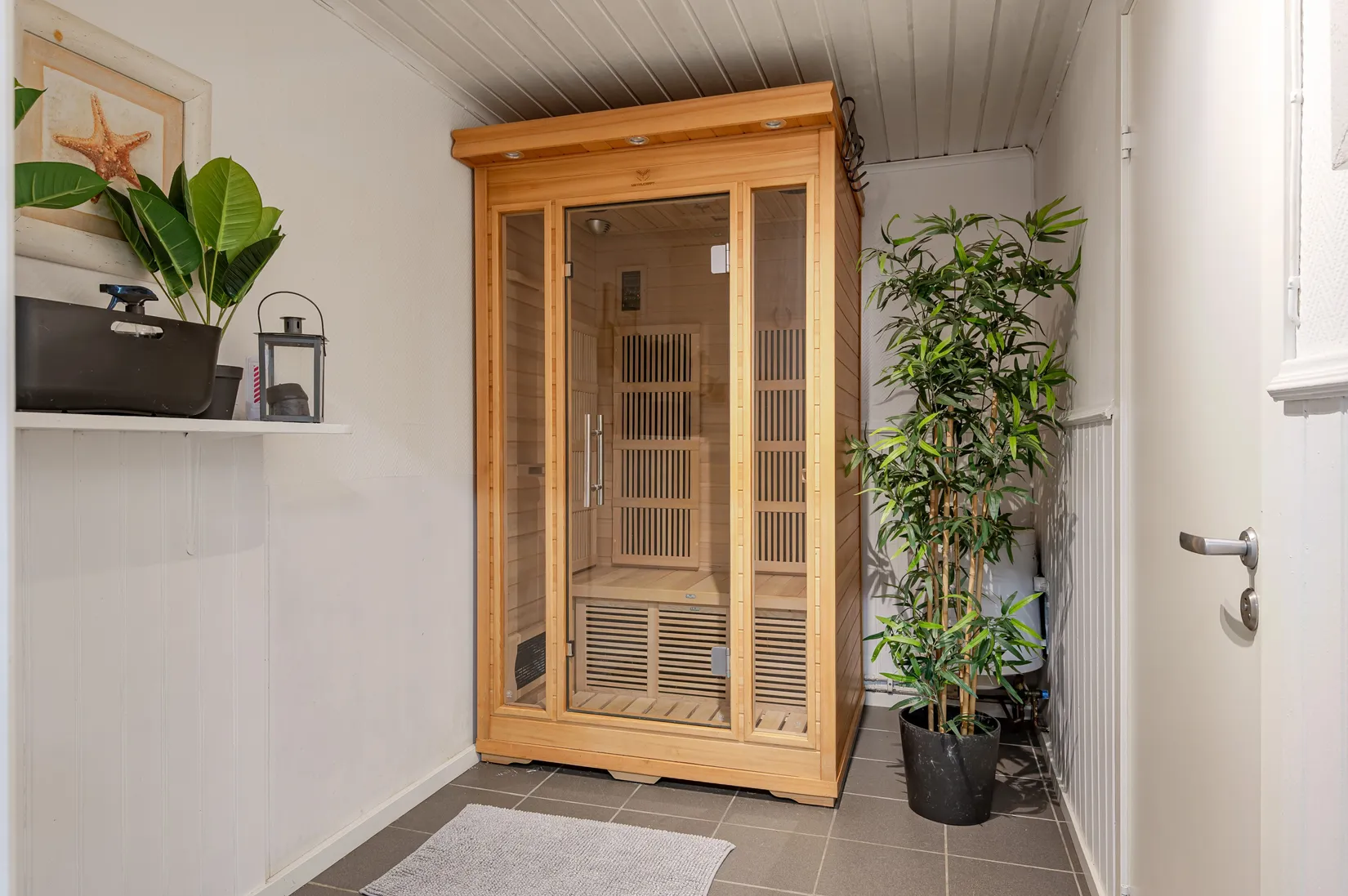 Gård/Skog, Gullstigen Rosenlund 1, Boxholm
