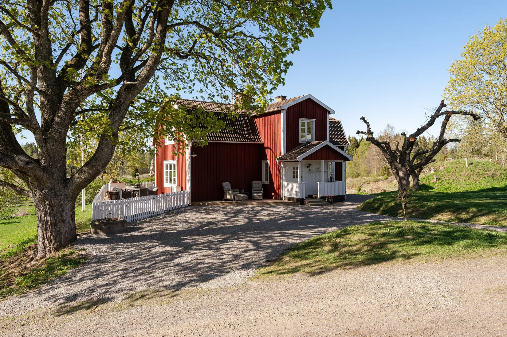 Gård/Skog, Gullstigen Rosenlund 1, Boxholm