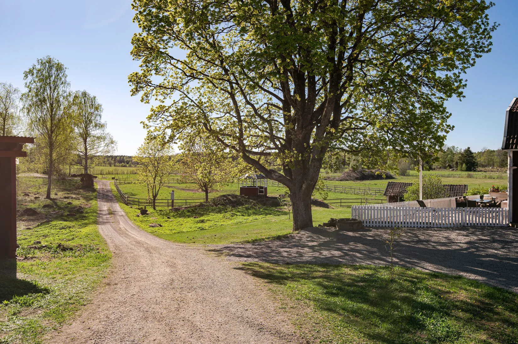 Gård/Skog, Gullstigen Rosenlund 1, Boxholm