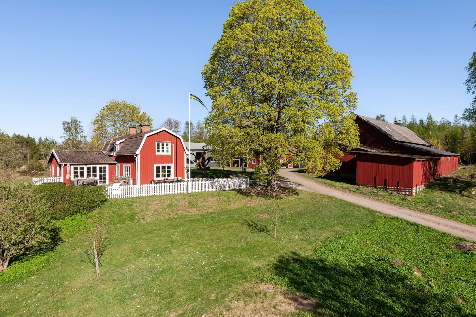 Gård/Skog, Gullstigen Rosenlund 1, Boxholm