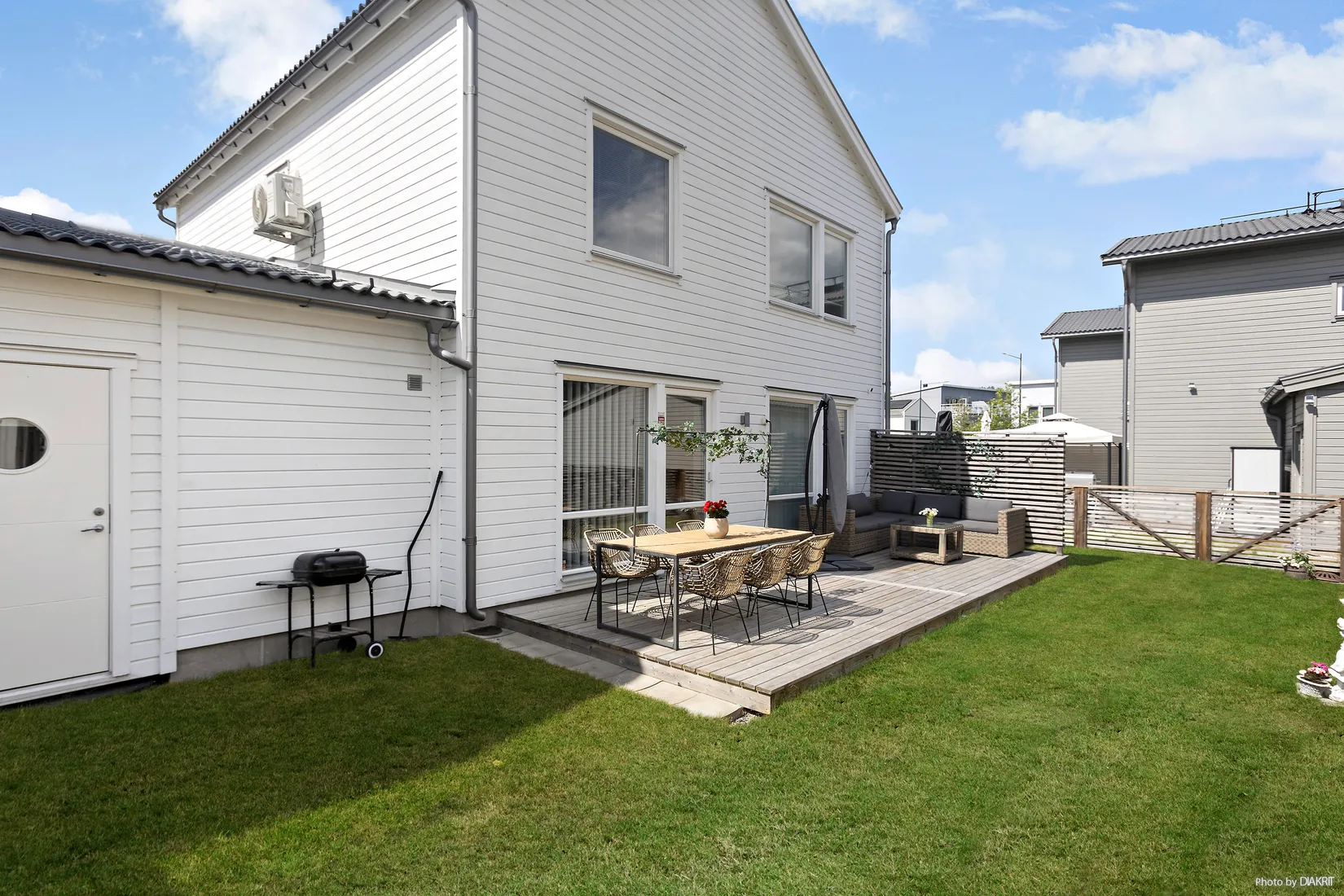 Radhus, Arningetorpsvägen 17, Hägerneholm, Täby
