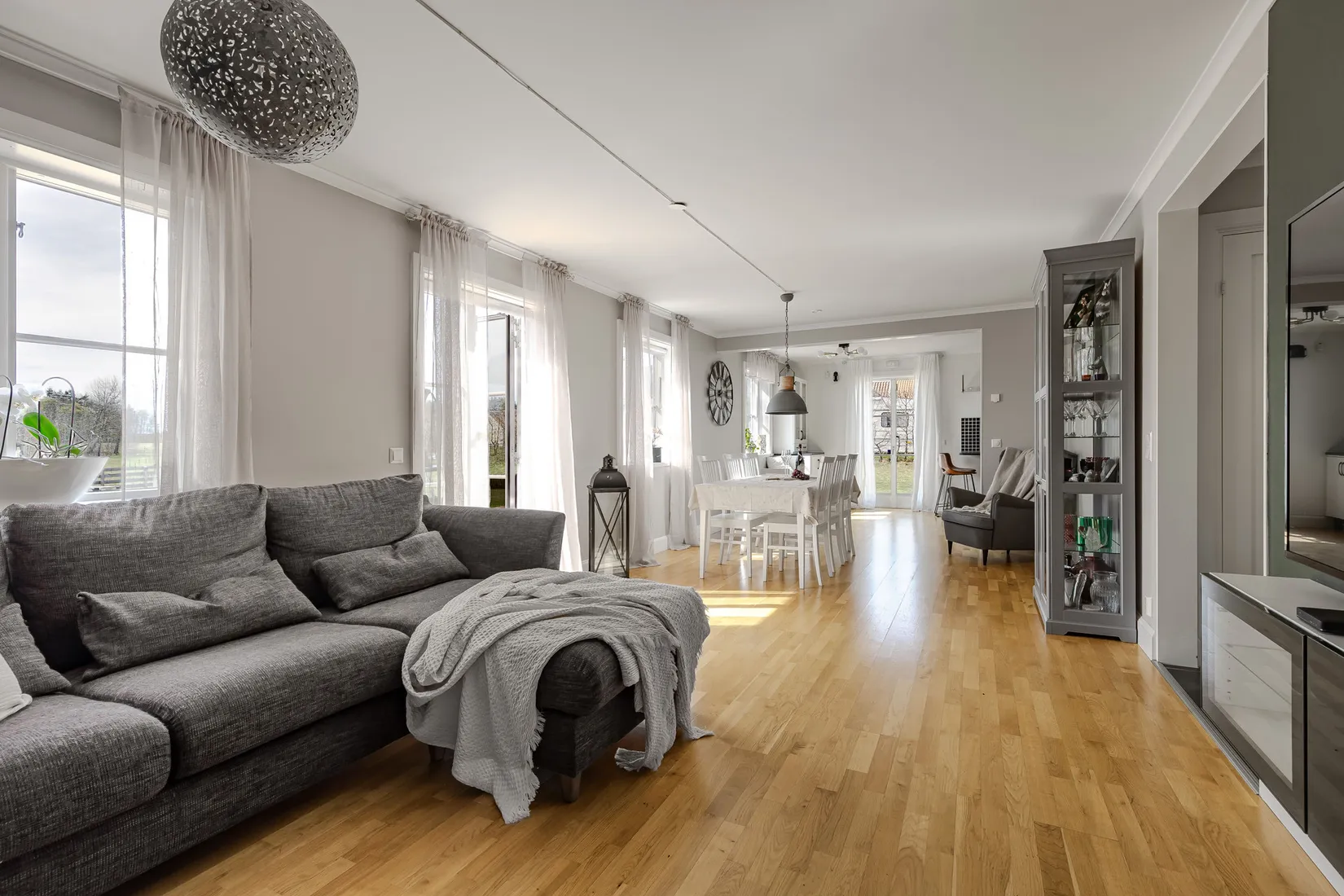 Villa, Byalagsvägen 11, Åkers Styckebruk/Skämbylöt, Strängnäs