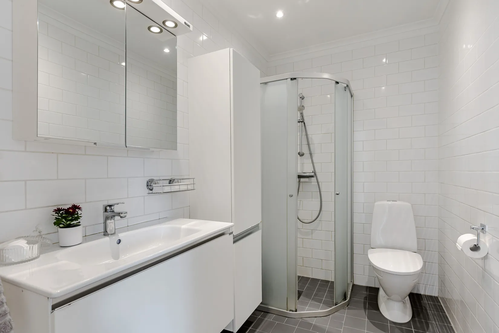 Villa, Byalagsvägen 11, Åkers Styckebruk/Skämbylöt, Strängnäs