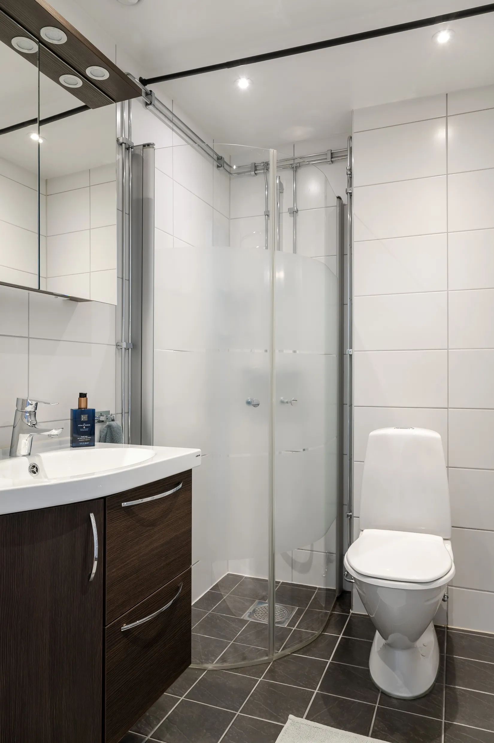 Bostadsrätt, Trädgårdsgatan 5, Viken, Karlstad