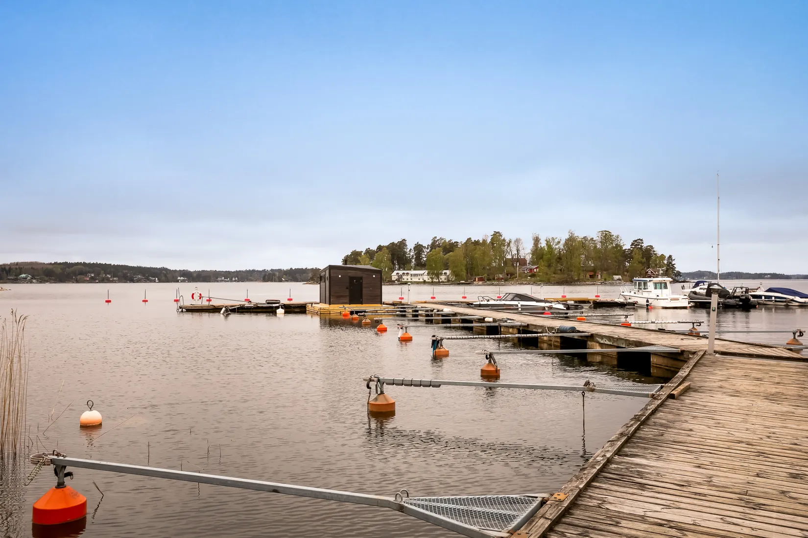 Villa, Torsby sjöväg 6, Torsby, Värmdö