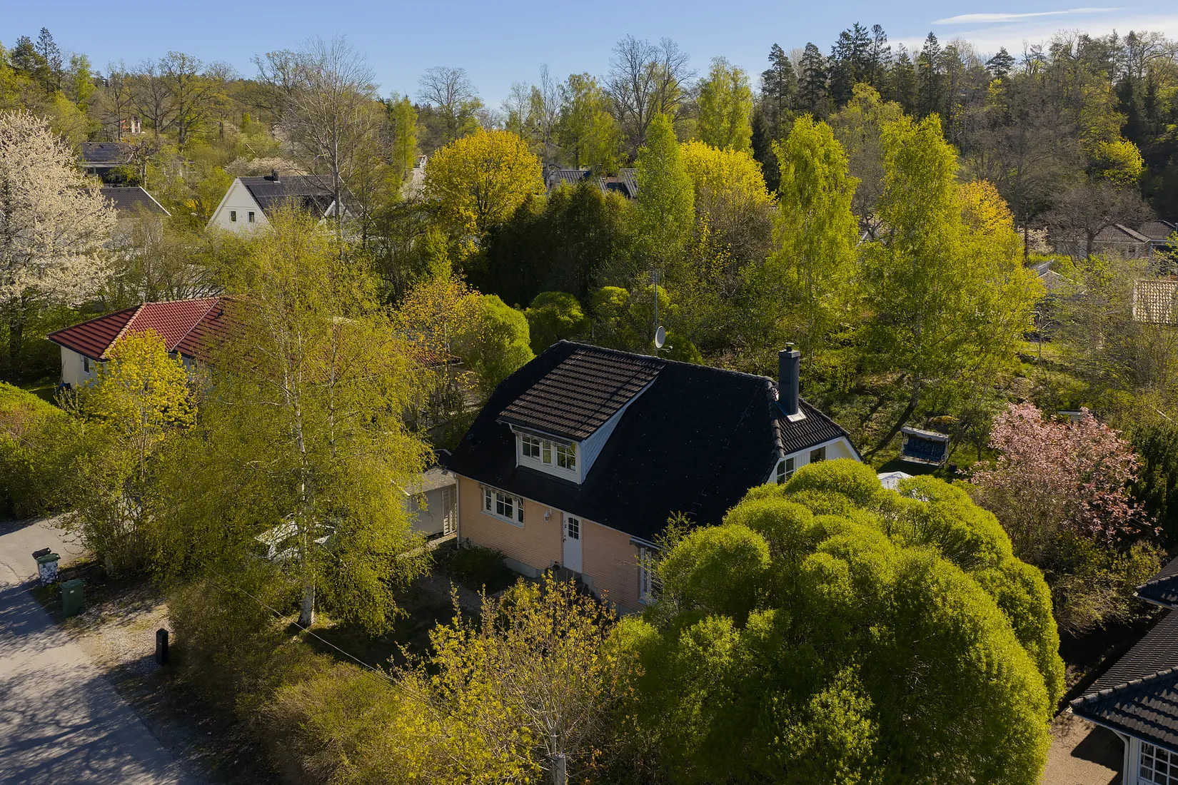 Villa, Almvägen 4, Tullinge - Parkhem, Botkyrka