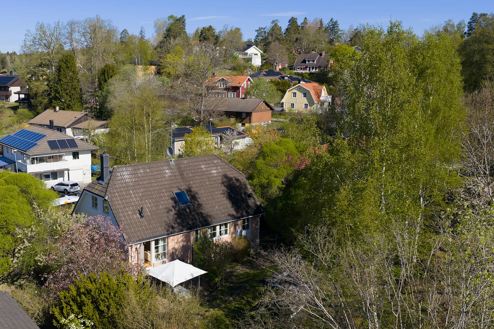 Villa, Almvägen 4, Tullinge - Parkhem, Botkyrka