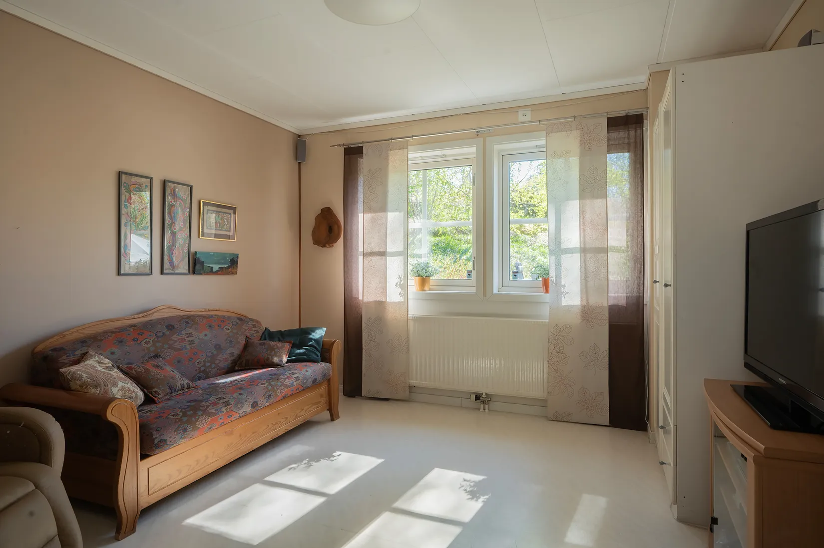 Villa, Almvägen 4, Tullinge - Parkhem, Botkyrka