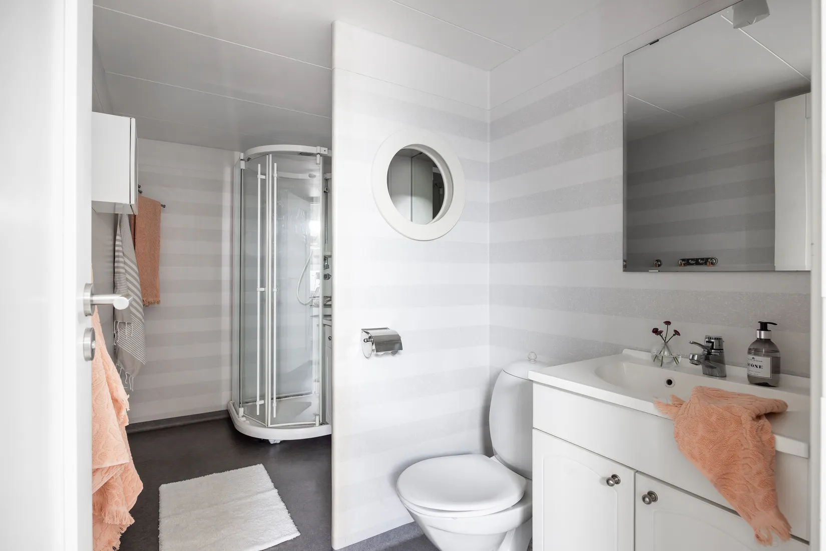 Villa, Radhus, Åkerövägen 11, Pixbo, Härryda