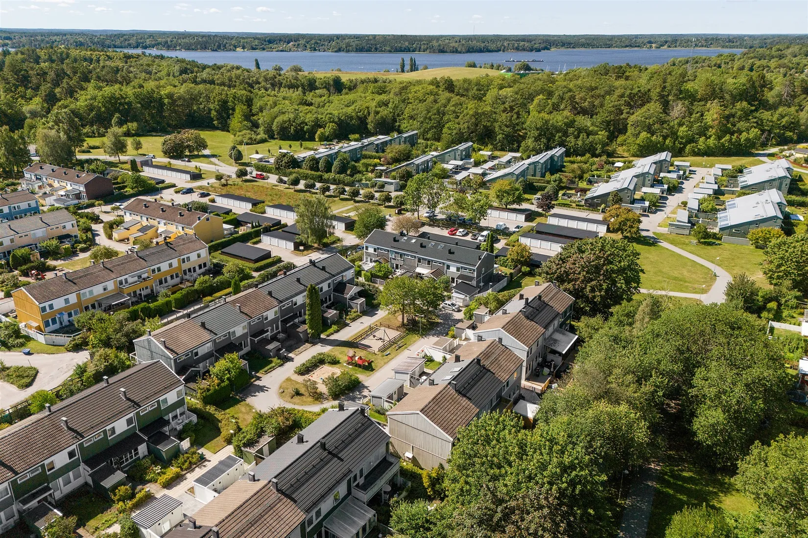Radhus, Lingonrisgränd 138, Hässelby Norra Villastad, Stockholm