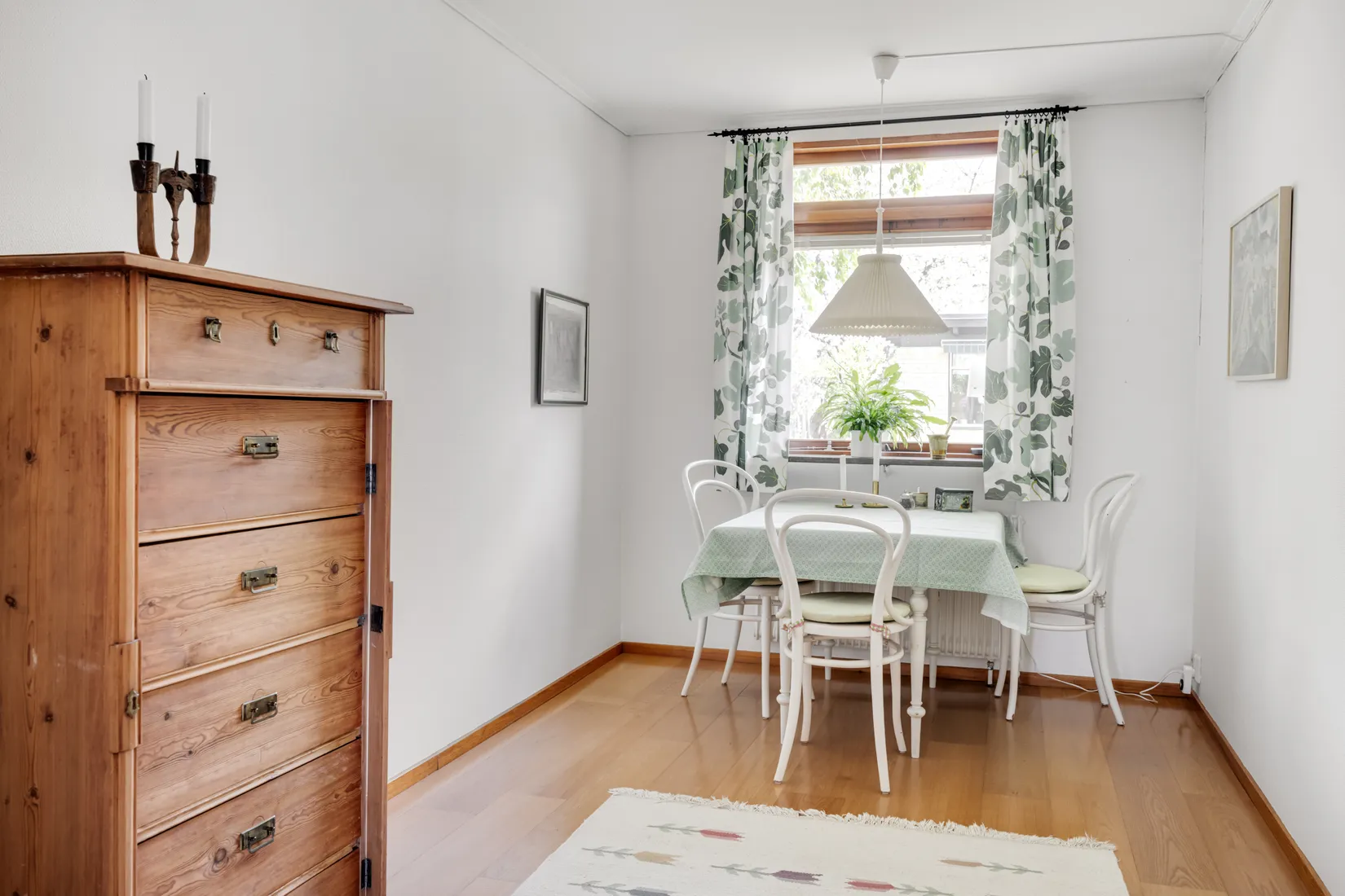 Villa, Anes väg 6, Centralt, Lomma