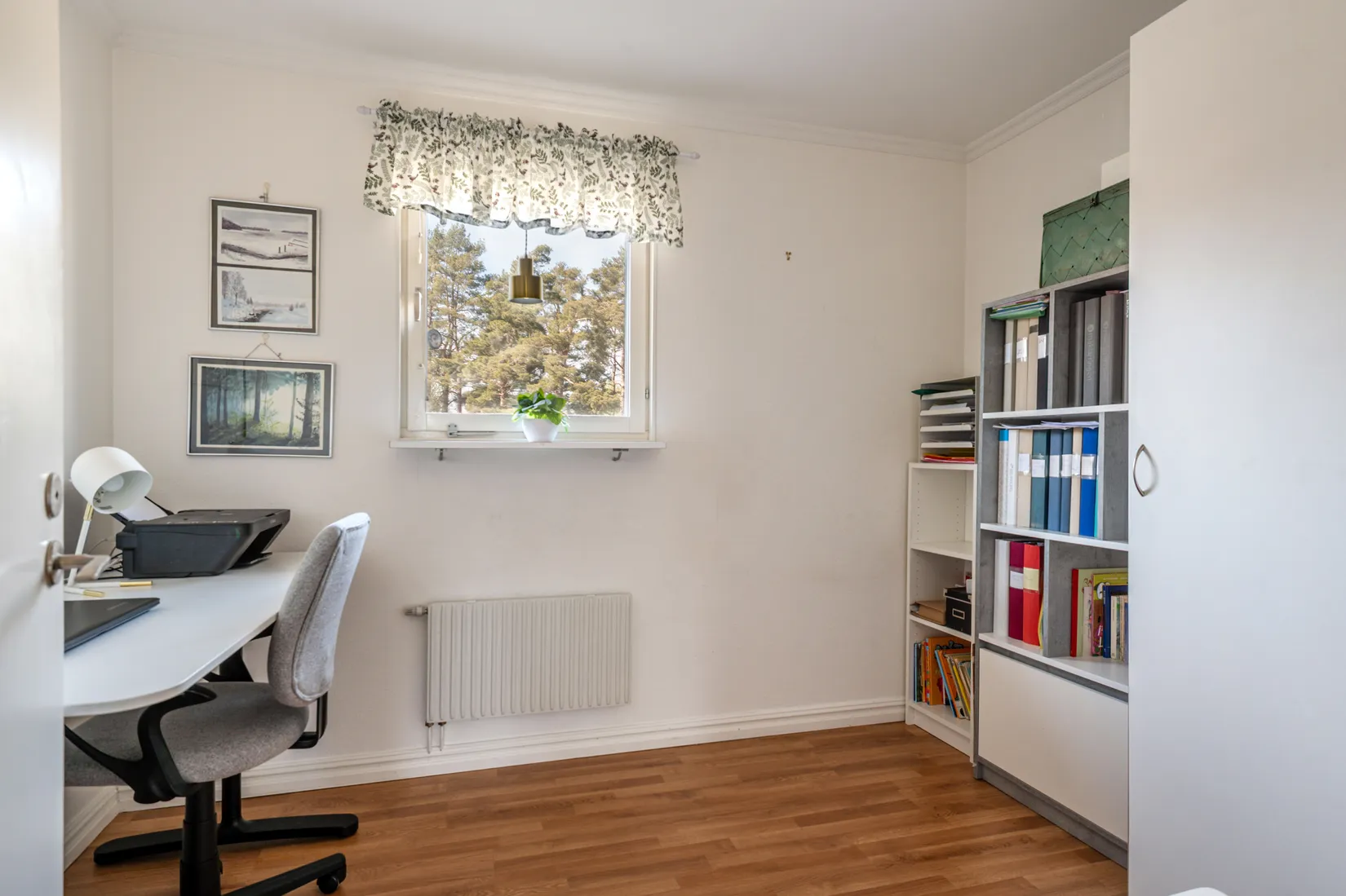 Villa, Radhus, Vallavägen 308, Handen, Haninge
