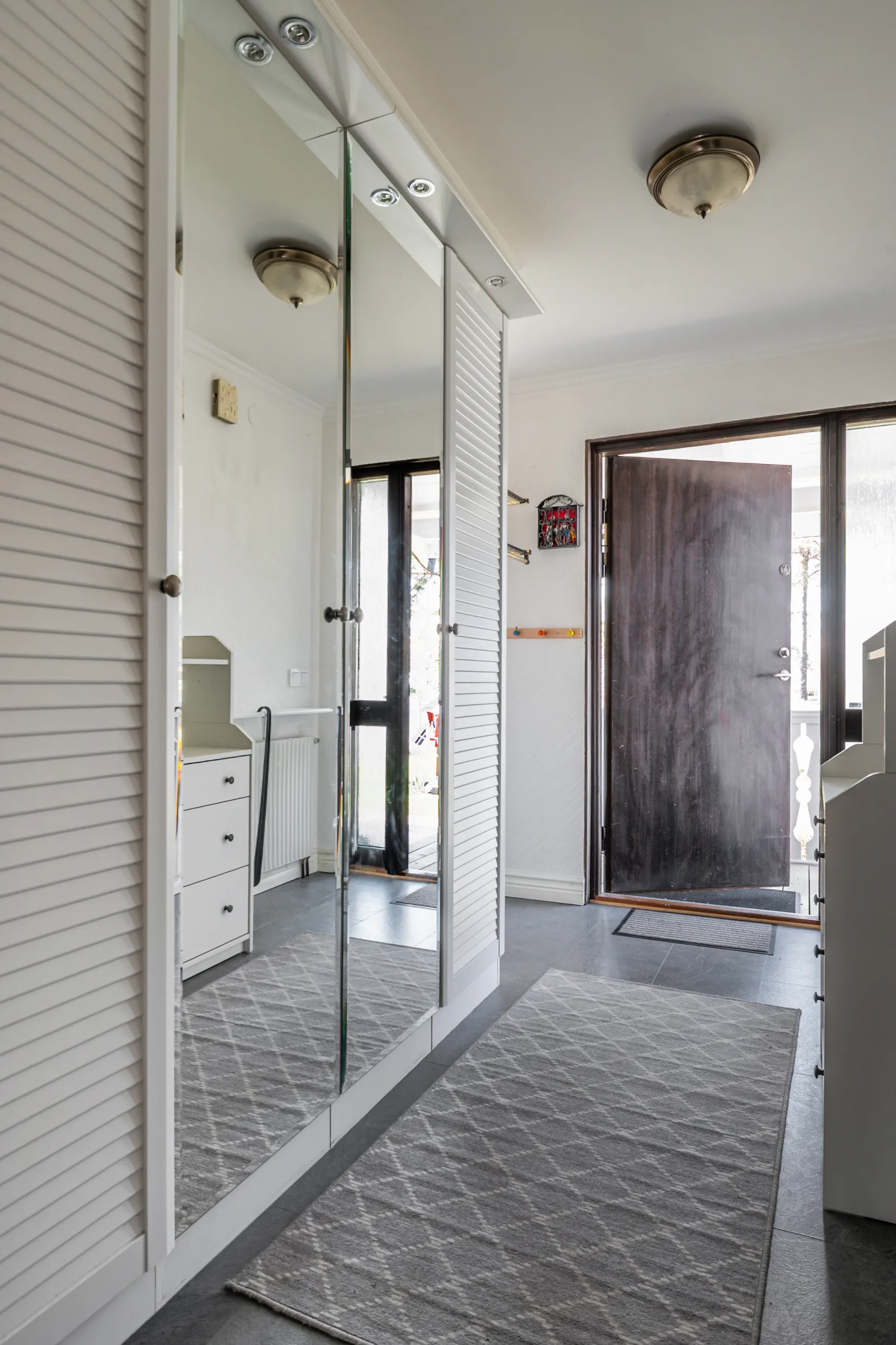 Villa, Radhus, Vallavägen 308, Handen, Haninge