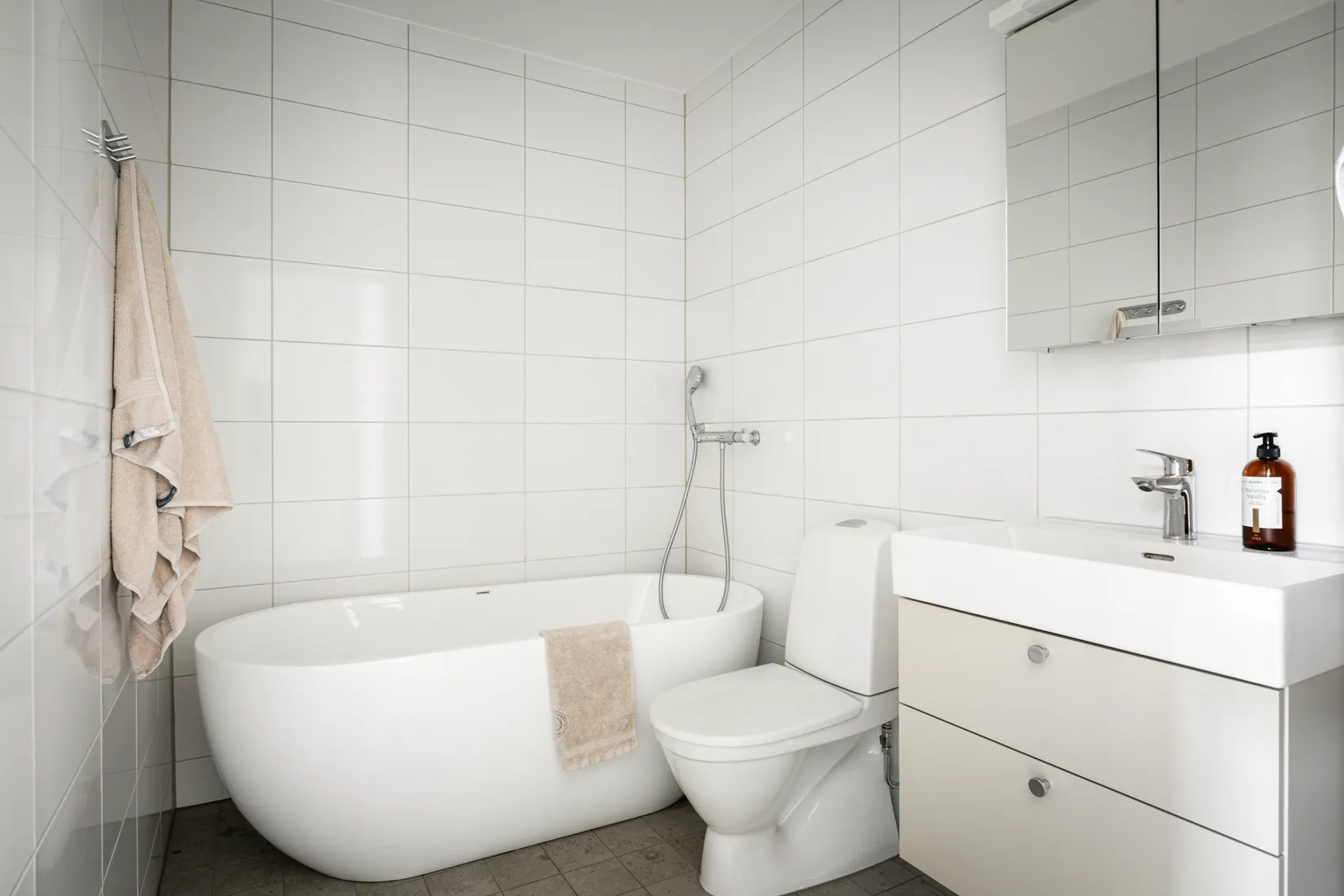 Bostadsrätt, Radhus, Torsbyslingan 36, Värmdö - Torsby, Värmdö