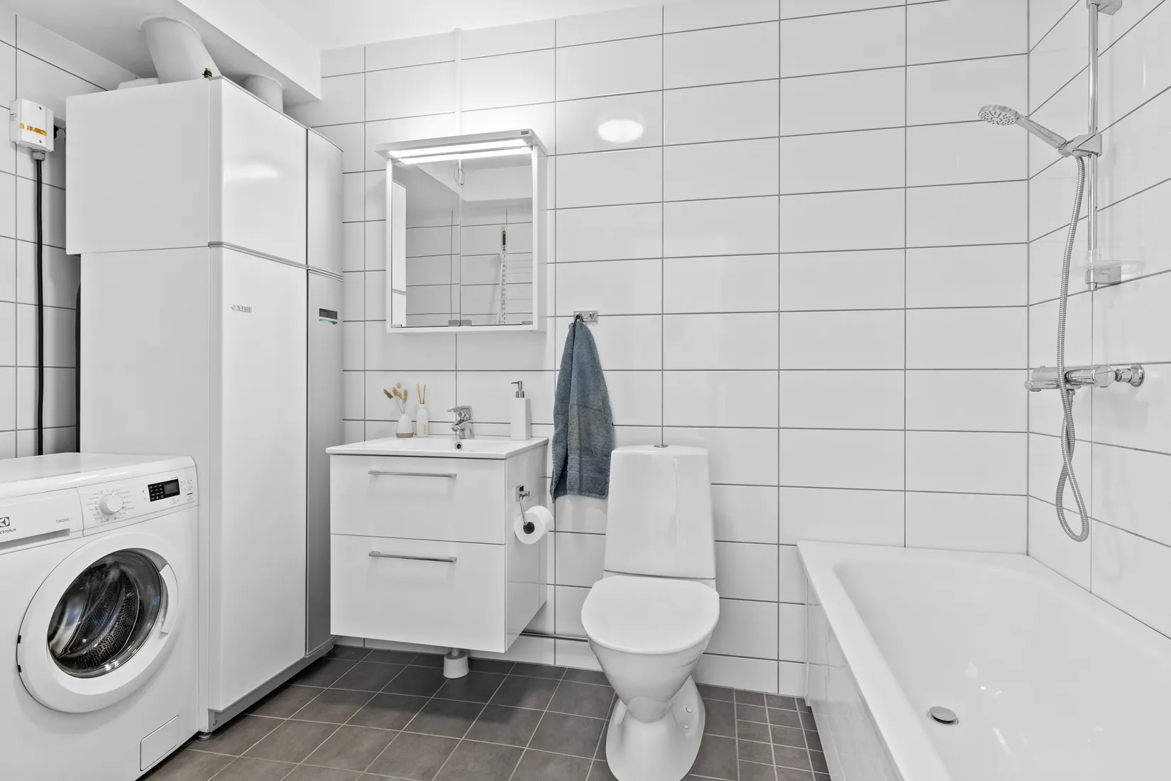 Bostadsrätt, Radhus, Sörskogsvägen 5, Grillby, Enköping