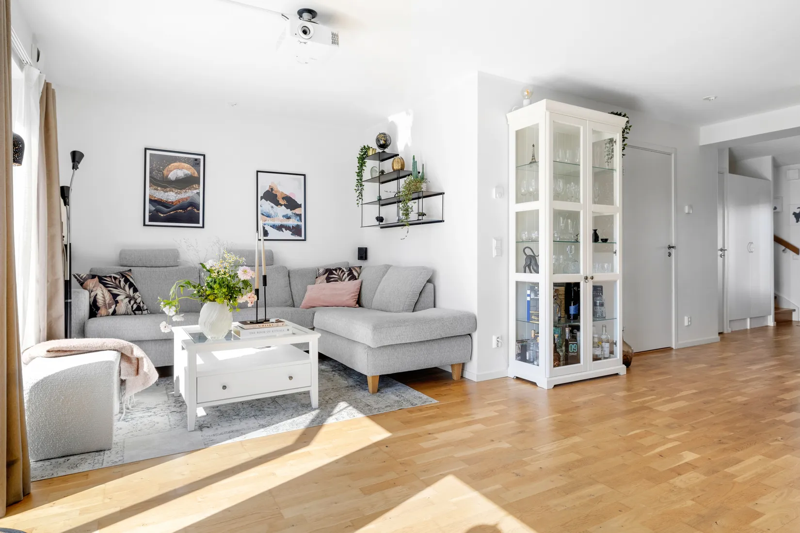 Bostadsrätt, Radhus, Sörskogsvägen 5, Grillby, Enköping