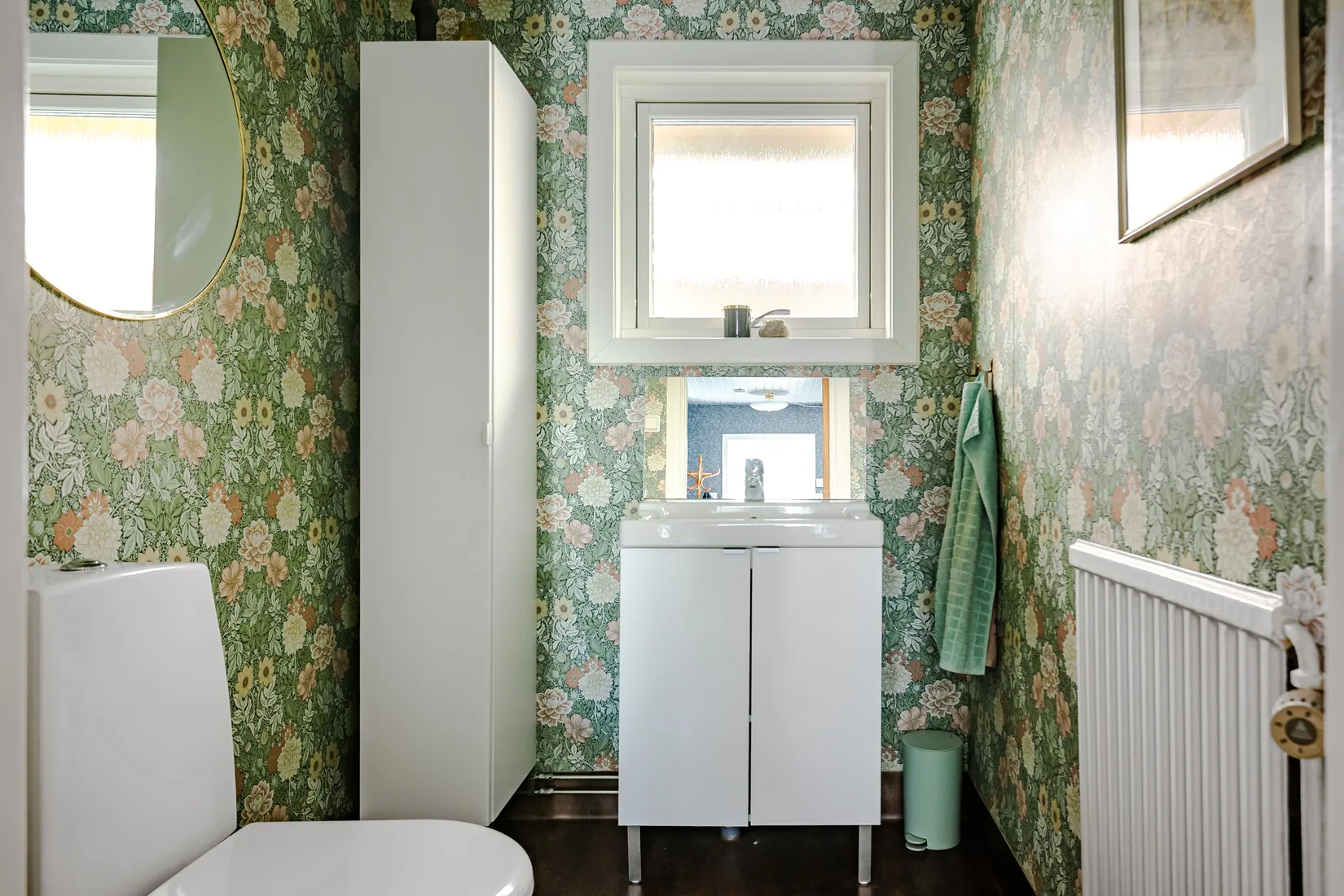 Villa, Salogatan 8, Katrineholm Nävertorp, Katrineholm