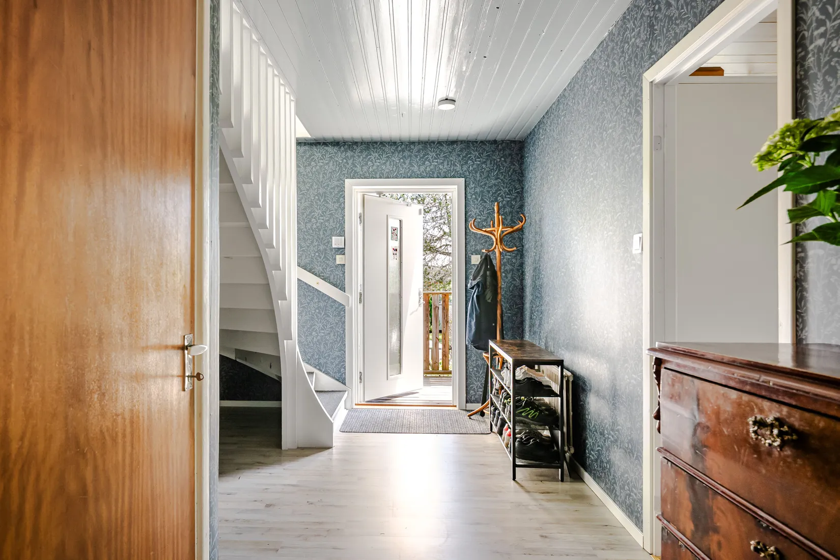 Villa, Salogatan 8, Katrineholm Nävertorp, Katrineholm