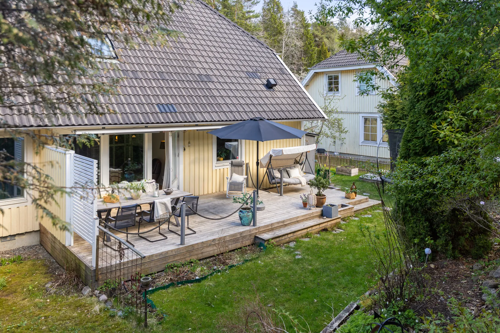 Villa, Bansjöslingan 8A, Trollbäcken, Tyresö