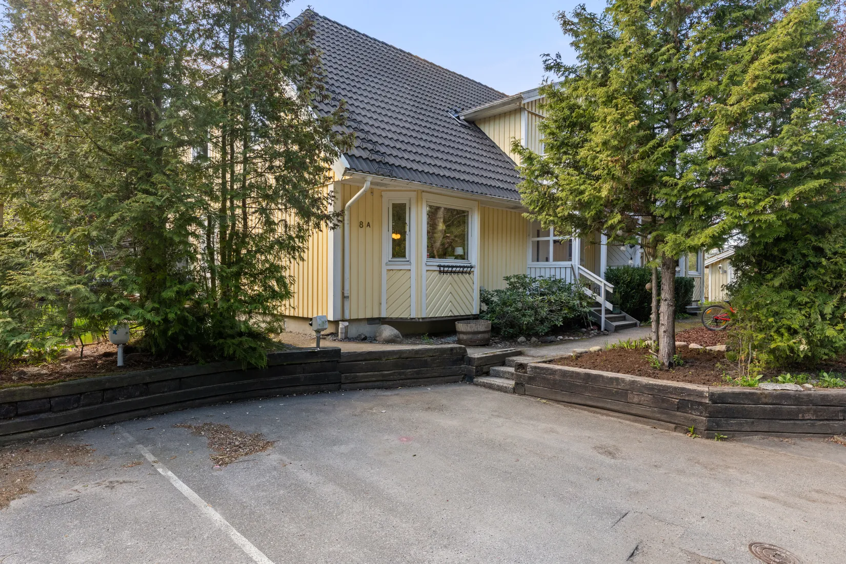 Villa, Bansjöslingan 8A, Trollbäcken, Tyresö