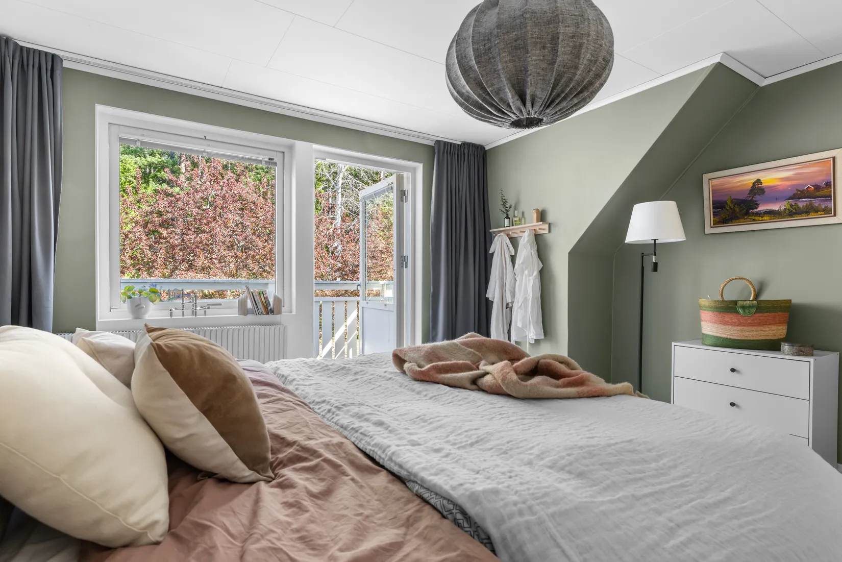 Villa, Bansjöslingan 8A, Trollbäcken, Tyresö