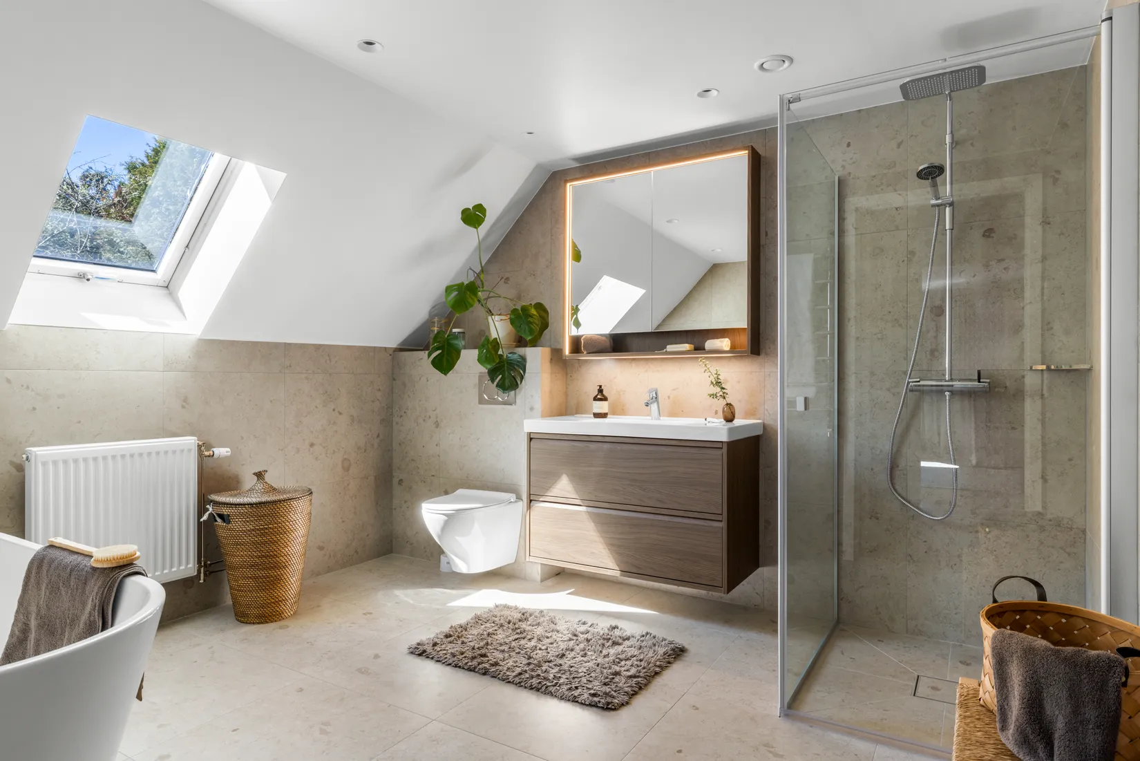 Villa, Bansjöslingan 8A, Trollbäcken, Tyresö