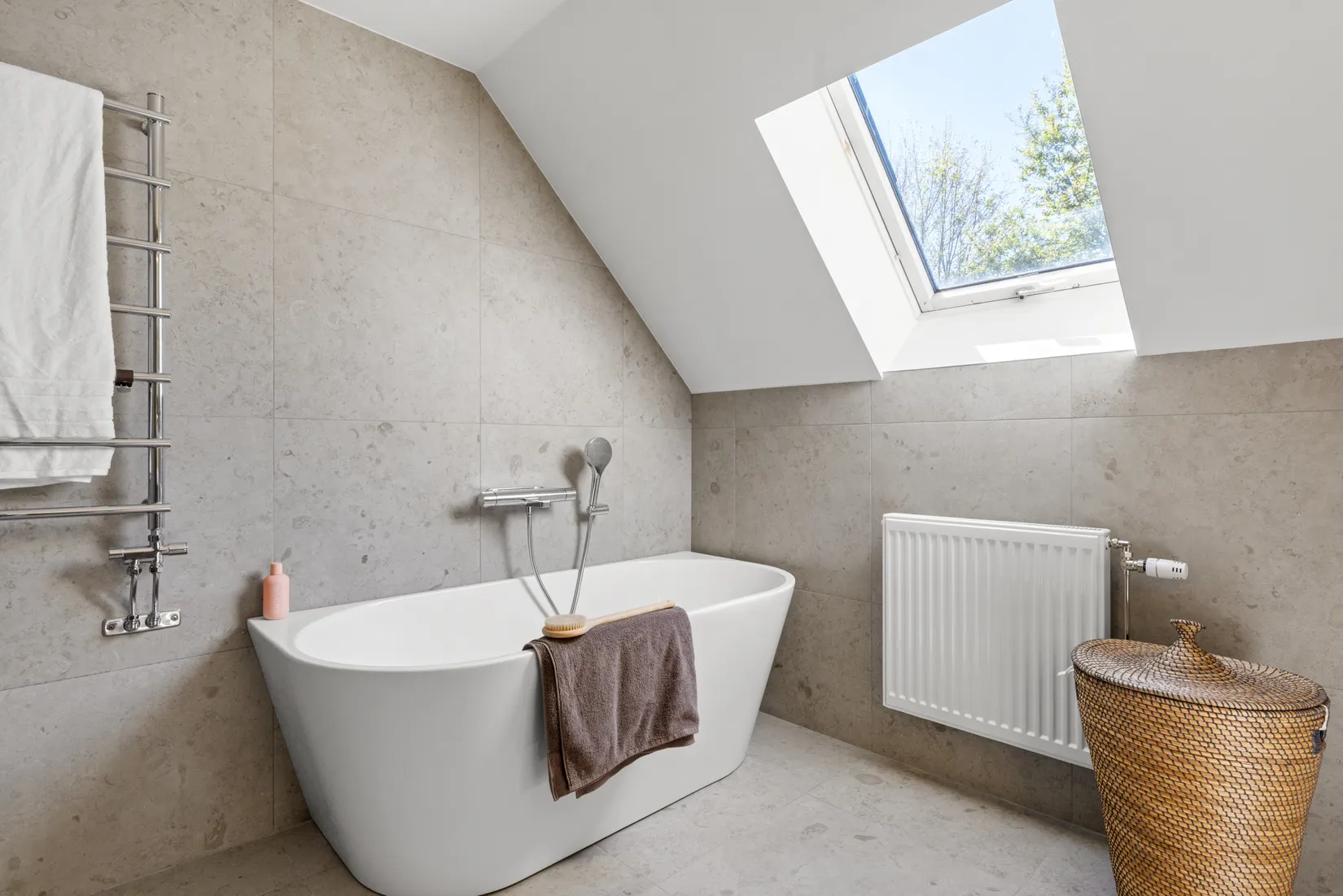 Villa, Bansjöslingan 8A, Trollbäcken, Tyresö
