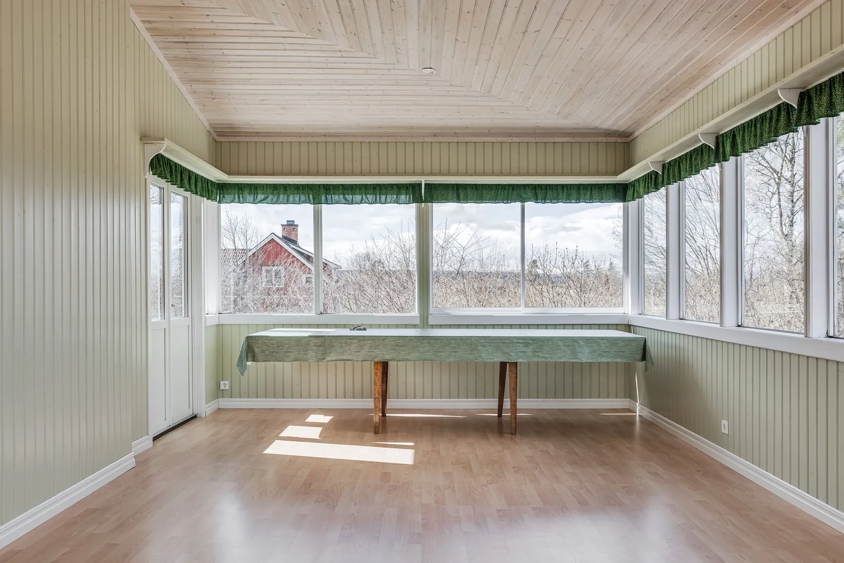 Villa, Hällne 209, Oviken, Berg