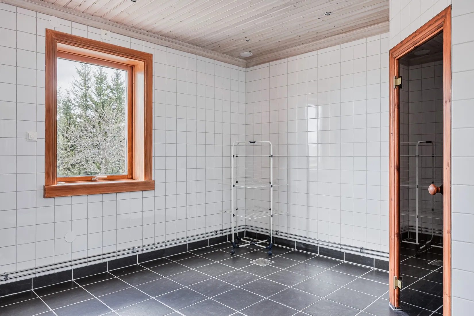 Villa, Hällne 209, Oviken, Berg