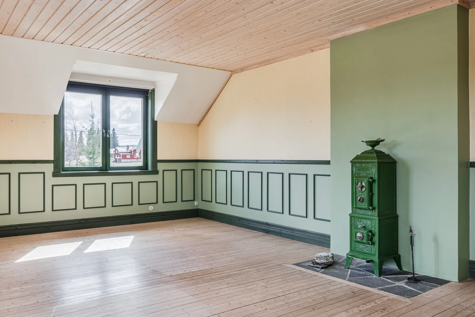 Villa, Hällne 209, Oviken, Berg