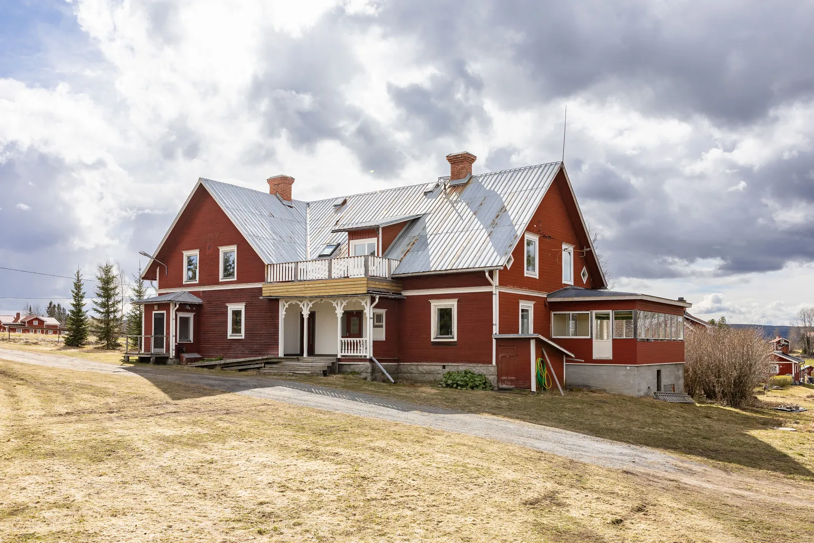 Villa, Hällne 209, Oviken, Berg