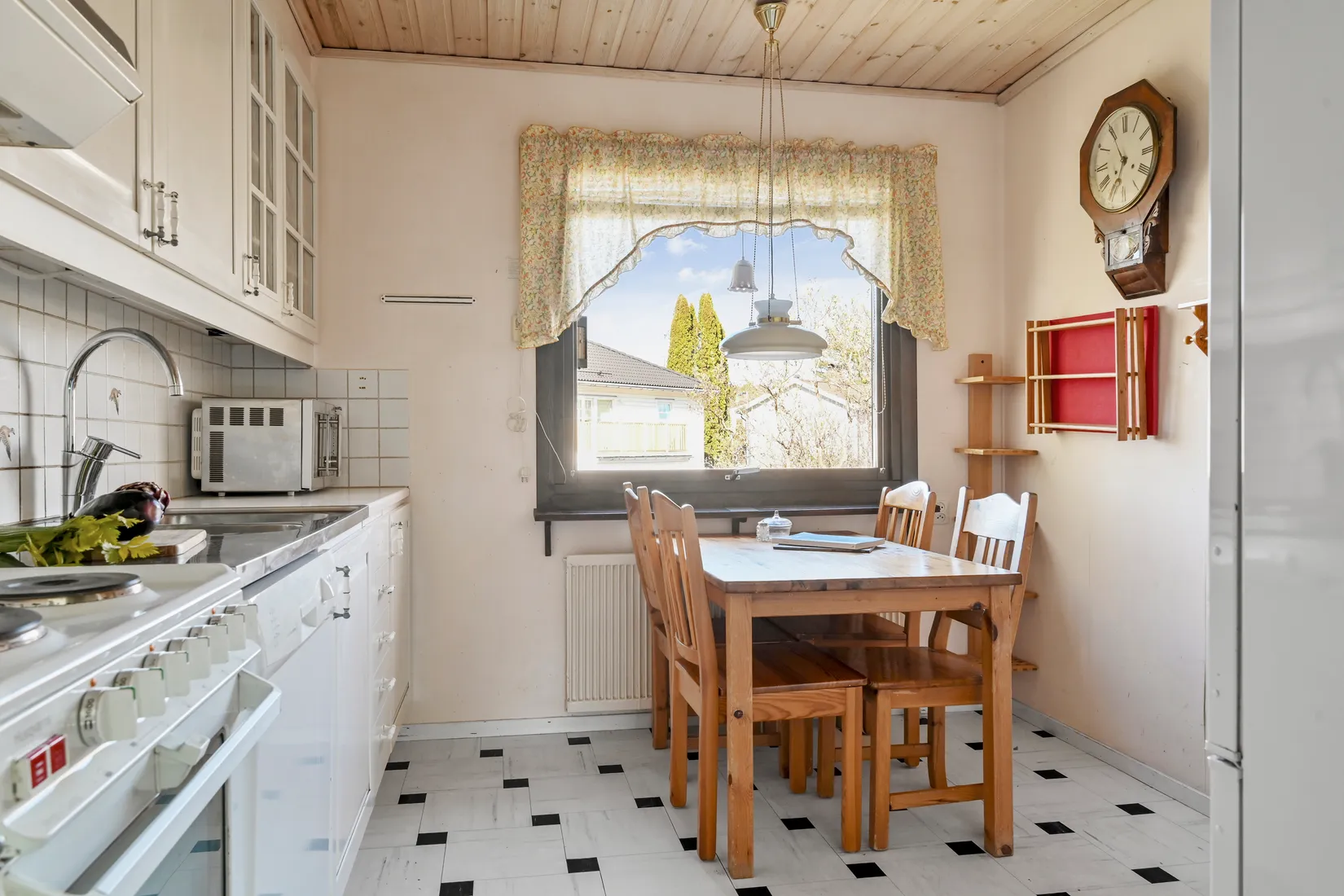 Villa, Kastanjevägen 4, Barkarby, Järfälla