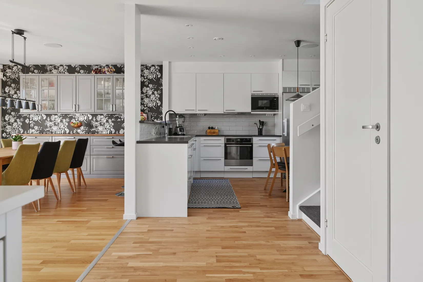 Villa, Radhus, Wäckareslingan 7, Runby, Upplands Väsby