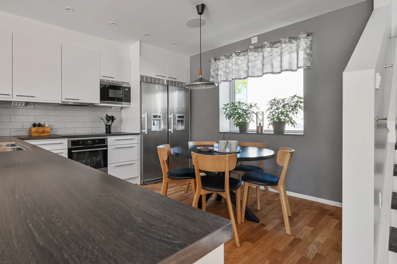 Villa, Radhus, Wäckareslingan 7, Runby, Upplands Väsby