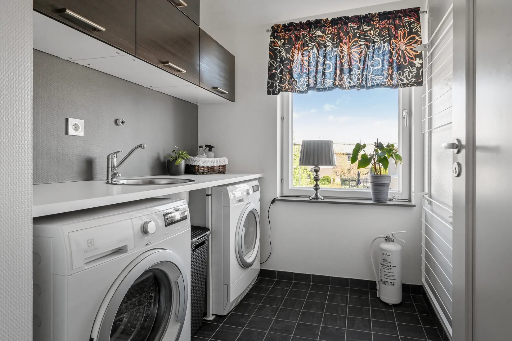 Villa, Radhus, Wäckareslingan 7, Runby, Upplands Väsby