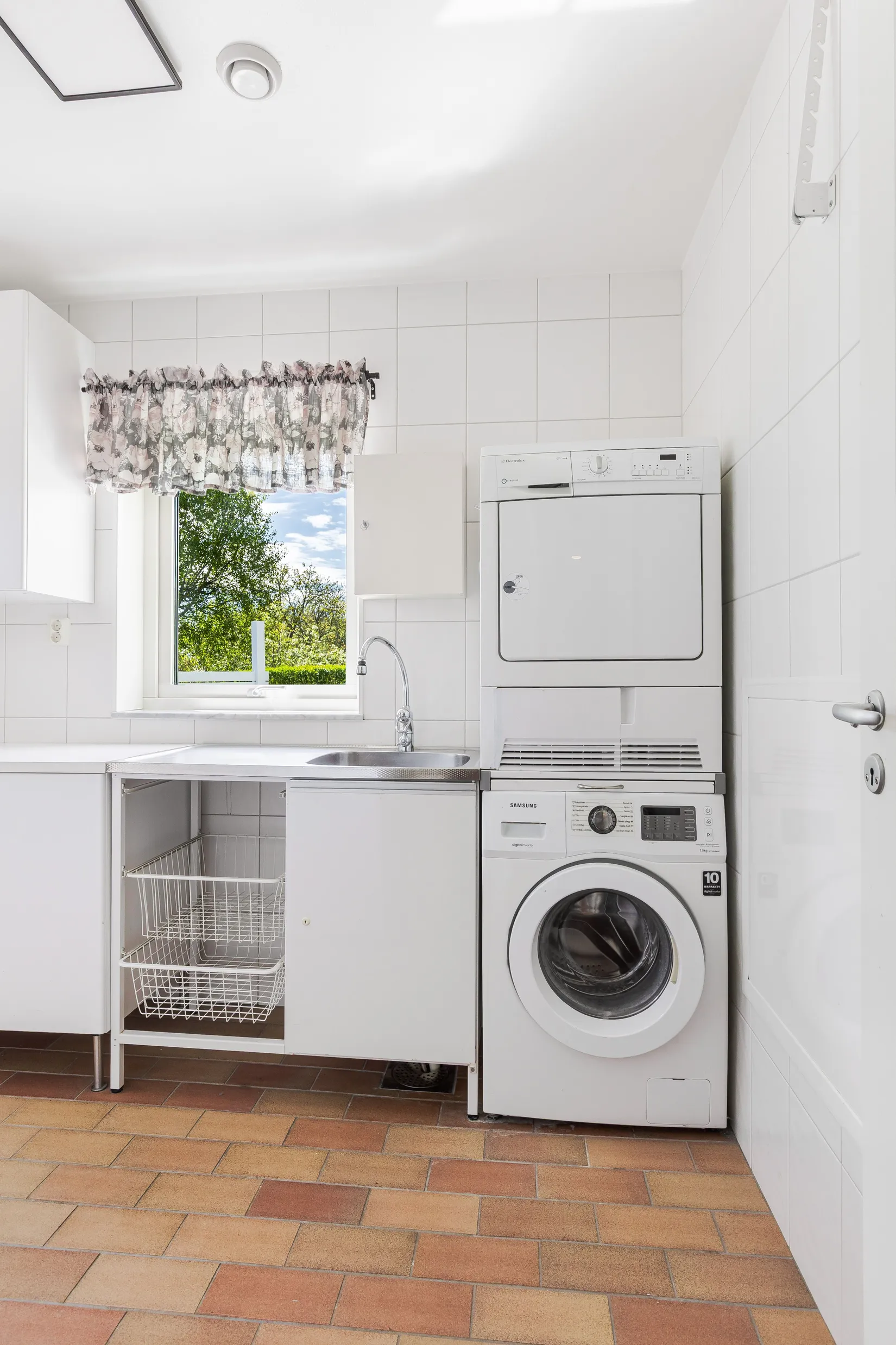 Villa, Skämby gård 5, Åkers Styckebruk, Strängnäs