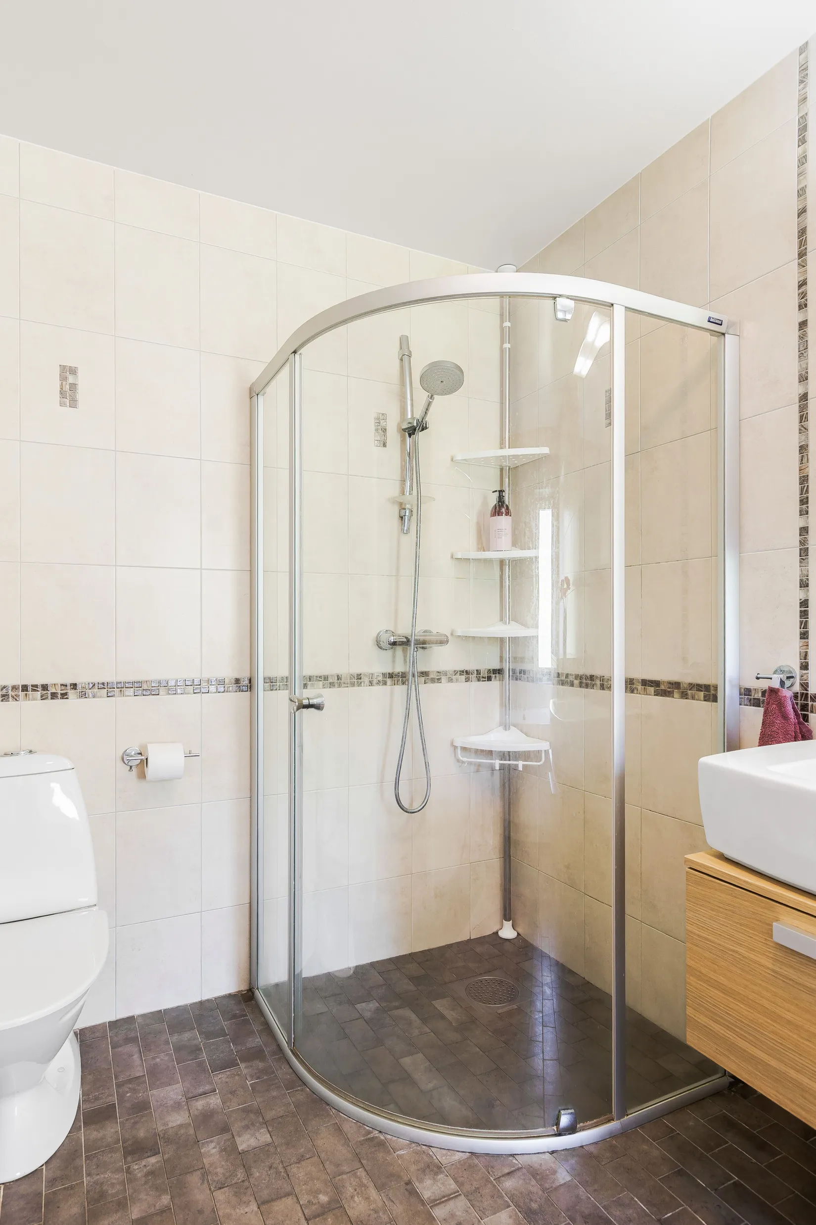 Villa, Skämby gård 5, Åkers Styckebruk, Strängnäs