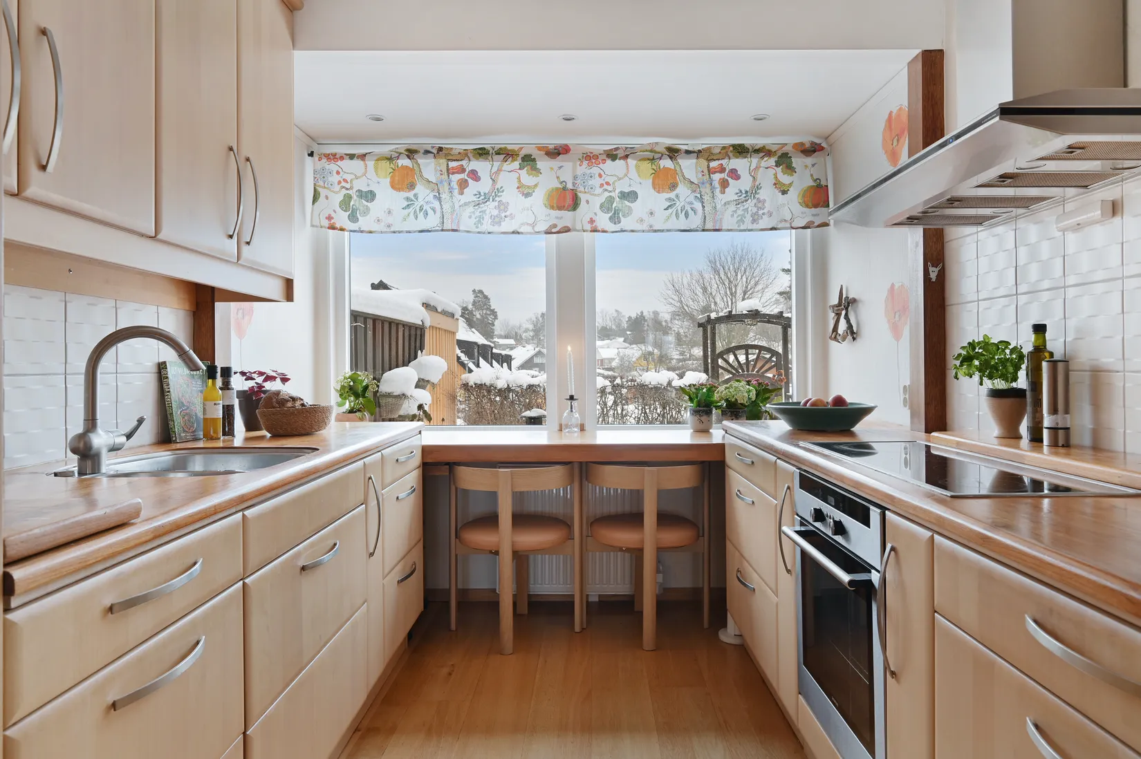 Bostadsrätt, Radhus, Lilla björnens gränd 50, Skälby, Järfälla