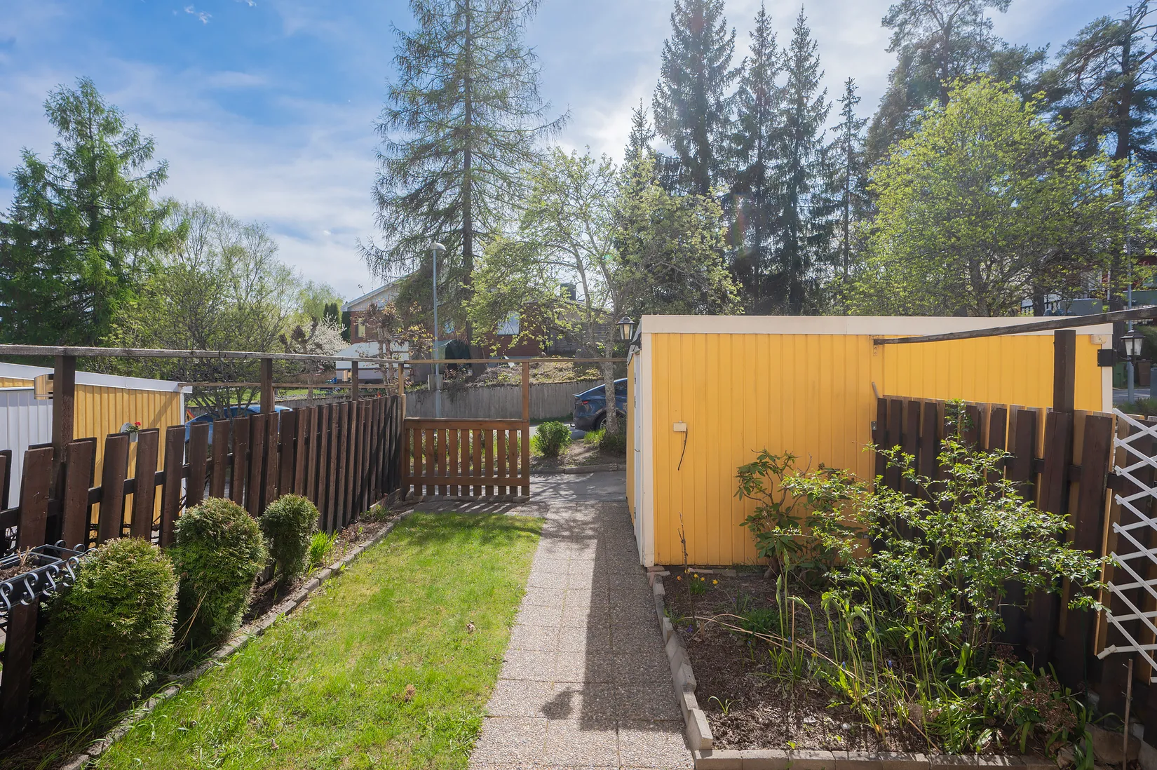 Radhus, Broängsbacken 6, Tumba - Broängen, Botkyrka