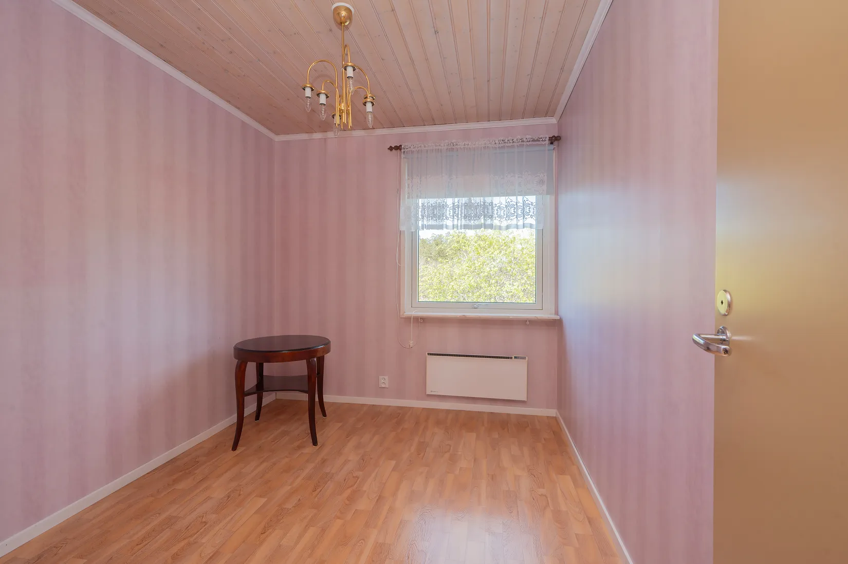 Radhus, Broängsbacken 6, Tumba - Broängen, Botkyrka